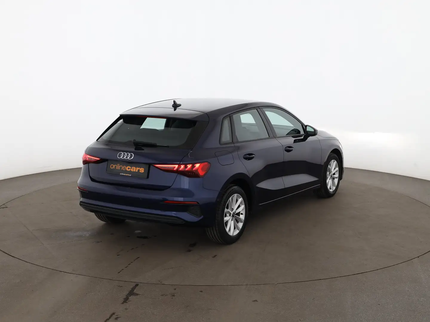 Audi A3 SB 30 TFSI Aut MATRIX RADAR LEDER NAVI SITZHZG Blau - 2