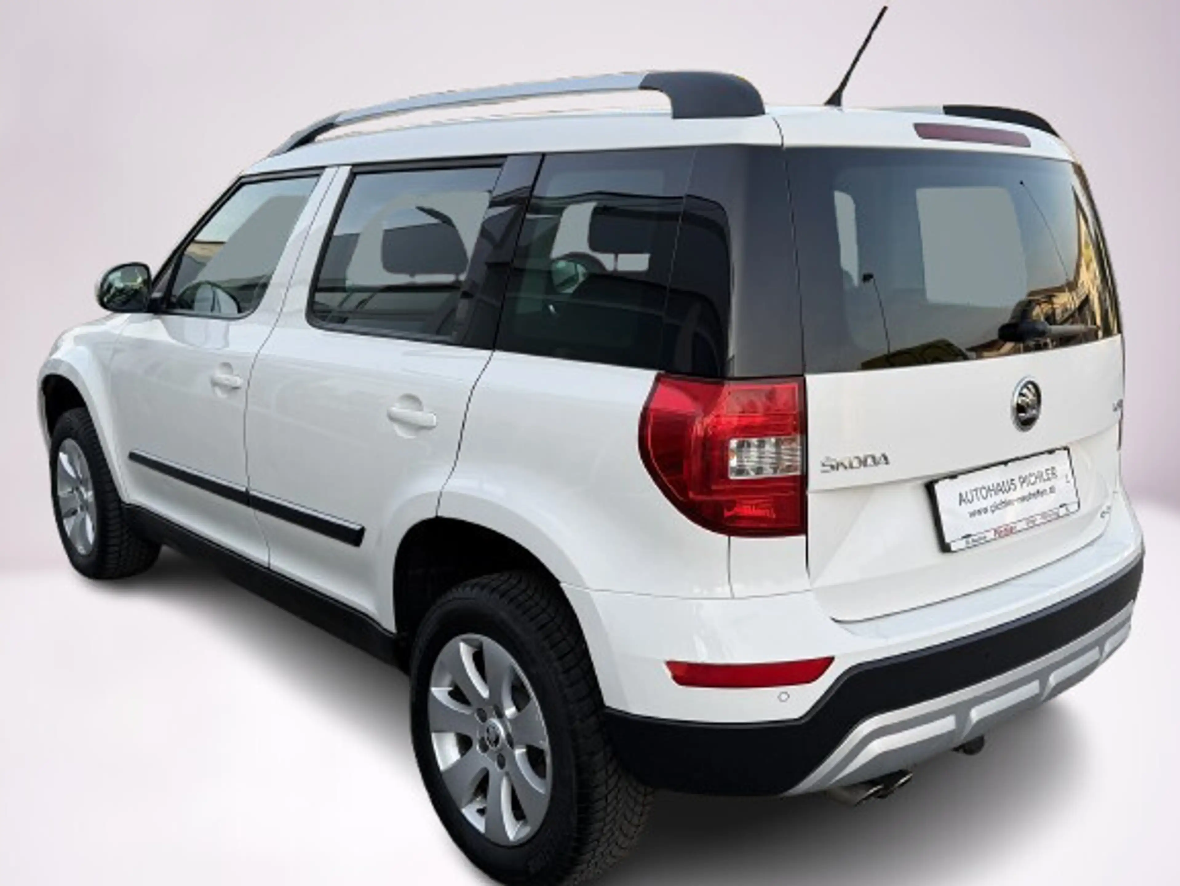 Skoda Yeti Outdoor 2,0 TDI SCR 4x4 Style DSG — photo 7