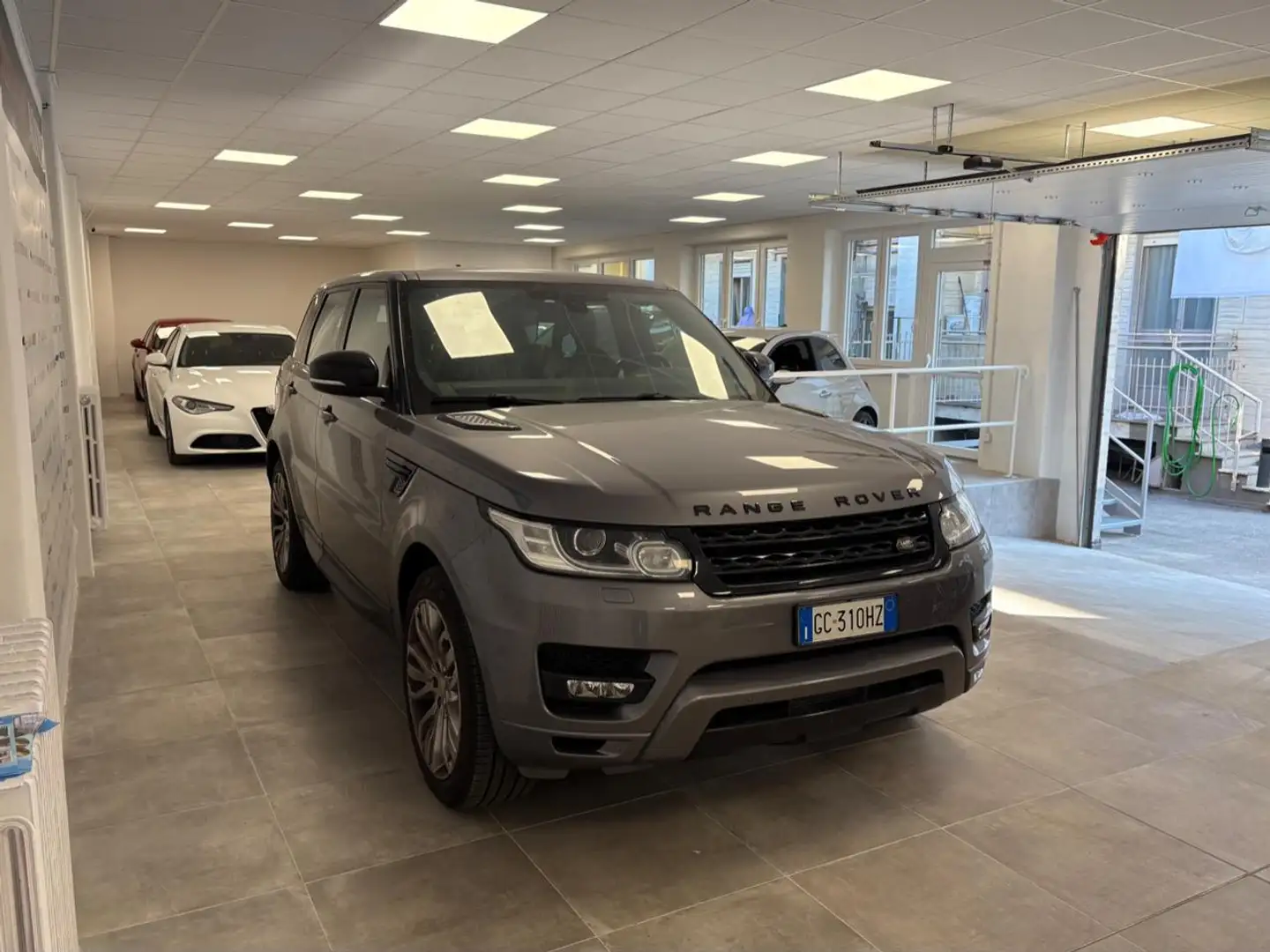 Land Rover Range Rover Sport 3.0 TDV6 CONDIZIONI PARI AL NUOVO Grigio - 2