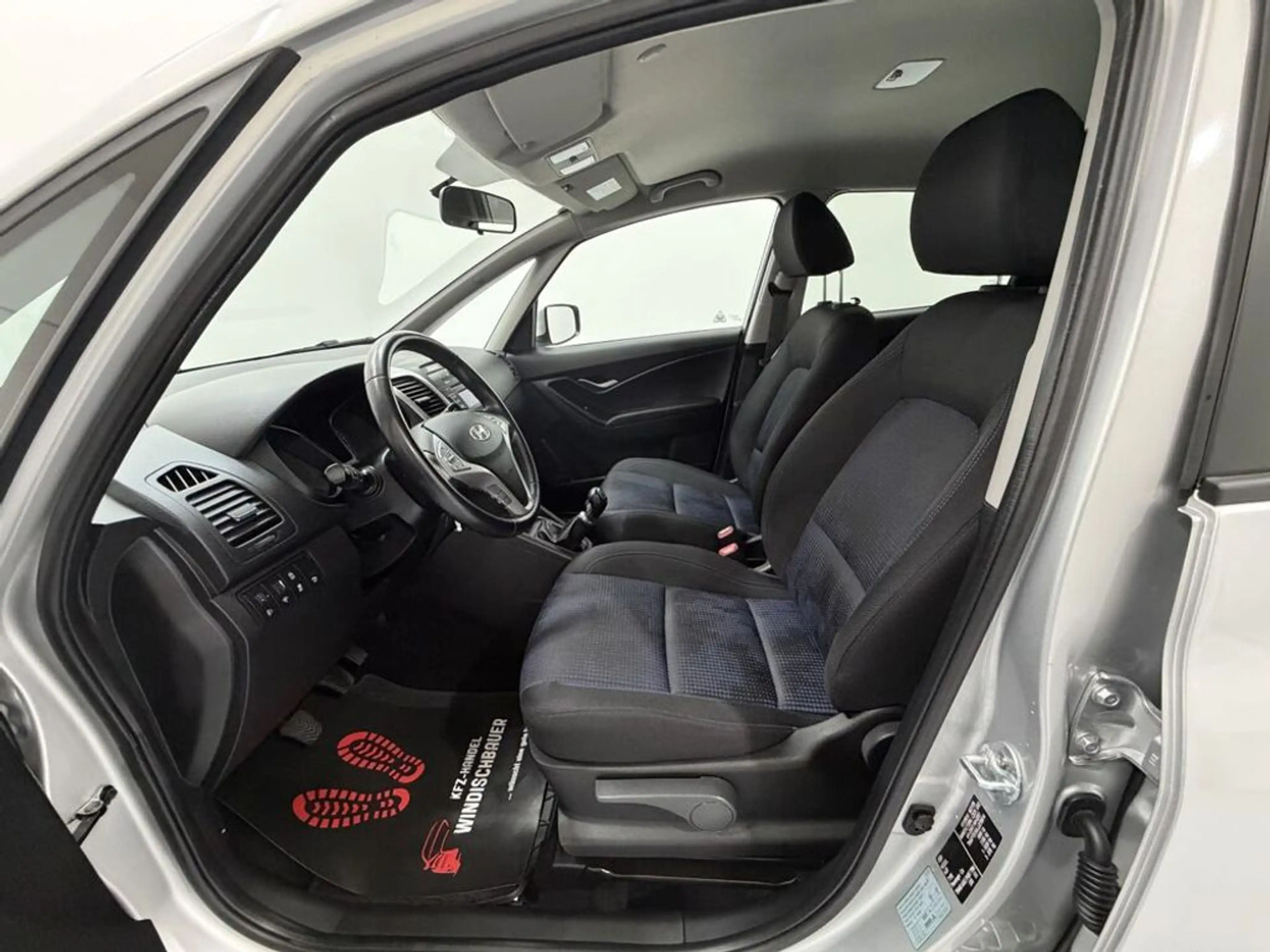 Hyundai iX20 Edition 25 KLIMA TEMPOMAT — photo 10