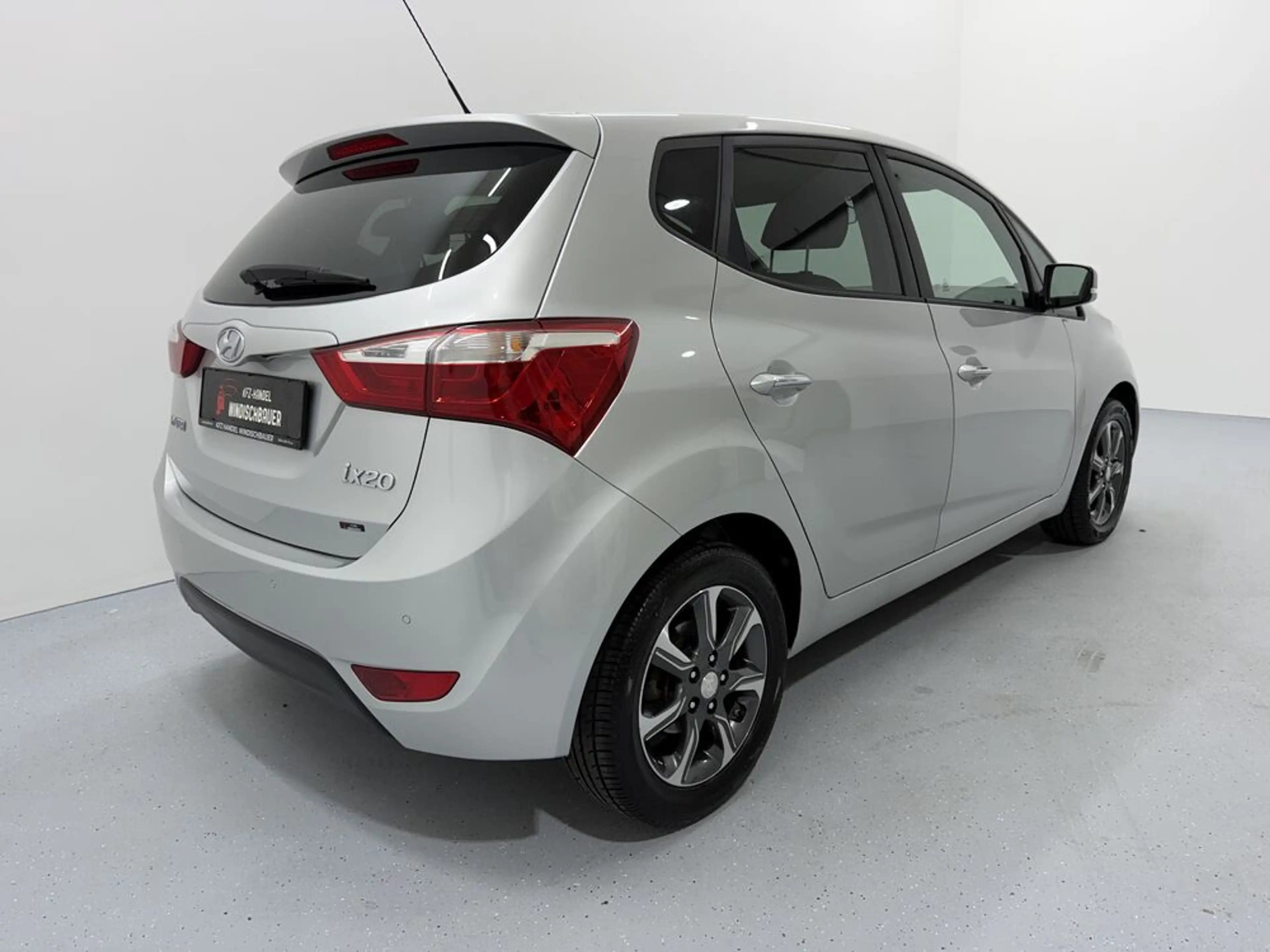 Hyundai iX20 Edition 25 KLIMA TEMPOMAT — photo 8