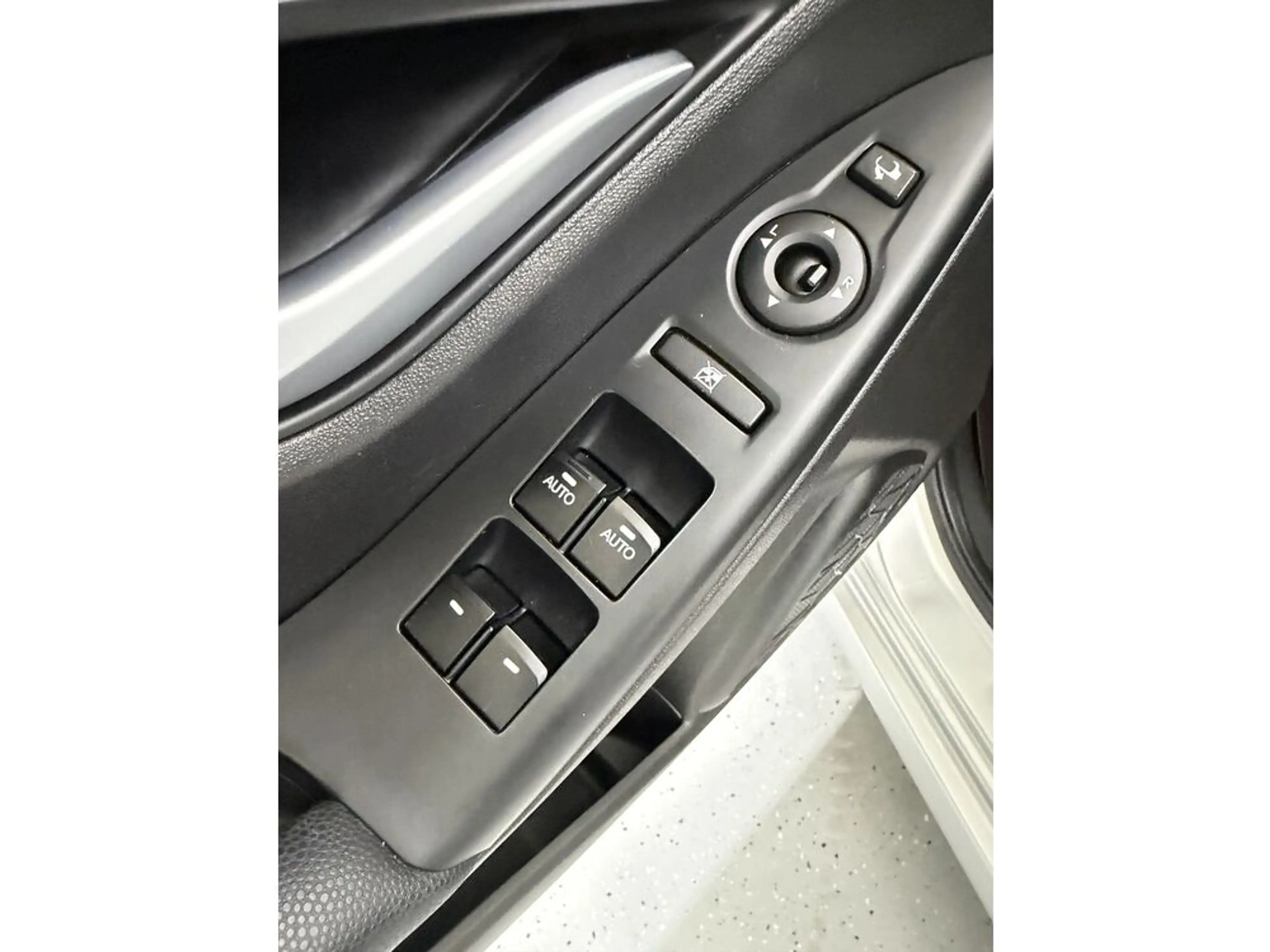 Hyundai iX20 Edition 25 KLIMA TEMPOMAT — photo 15