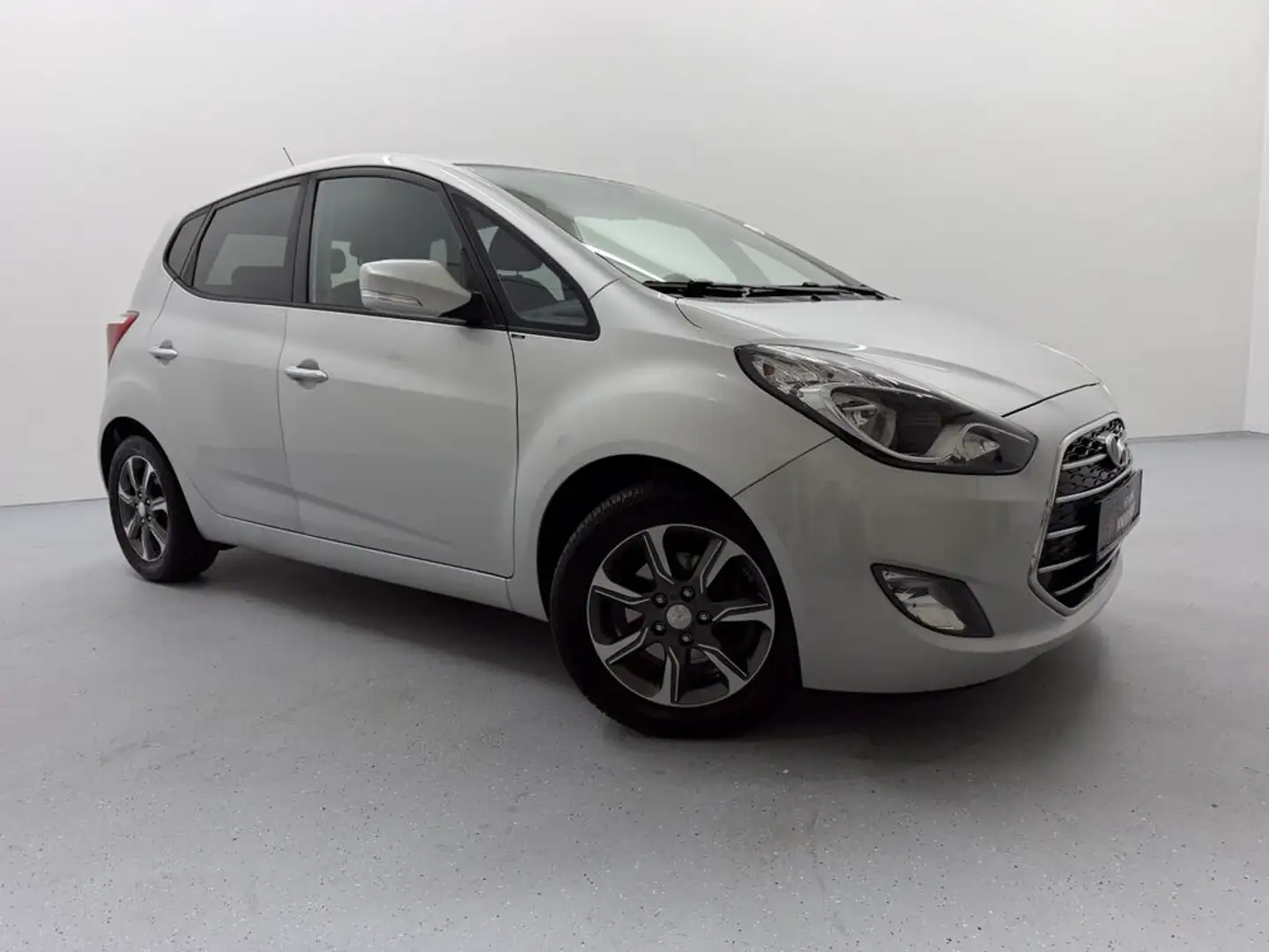 Hyundai iX20 Edition 25 KLIMA TEMPOMAT Silber - 2