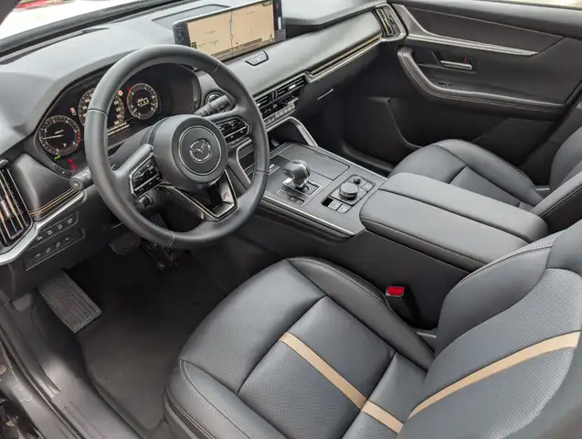 Mazda CX-80 3.3 D254 8AT AWD HOMURA PLUS Leder Ansicht 17