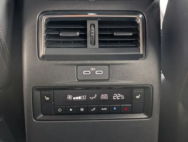 Mazda CX-80 3.3 D254 8AT AWD HOMURA PLUS Leder Ansicht 24