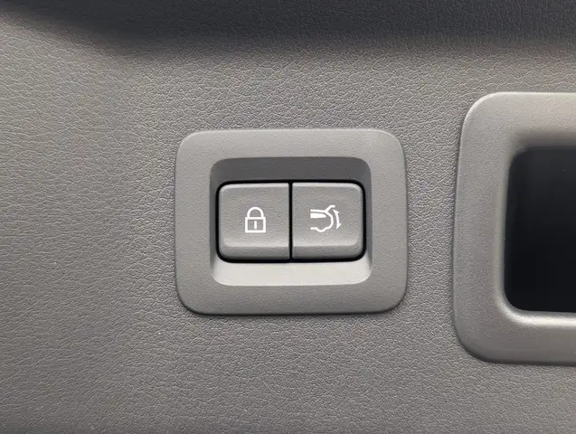 Mazda CX-80 3.3 D254 8AT AWD HOMURA PLUS Leder Ansicht 27