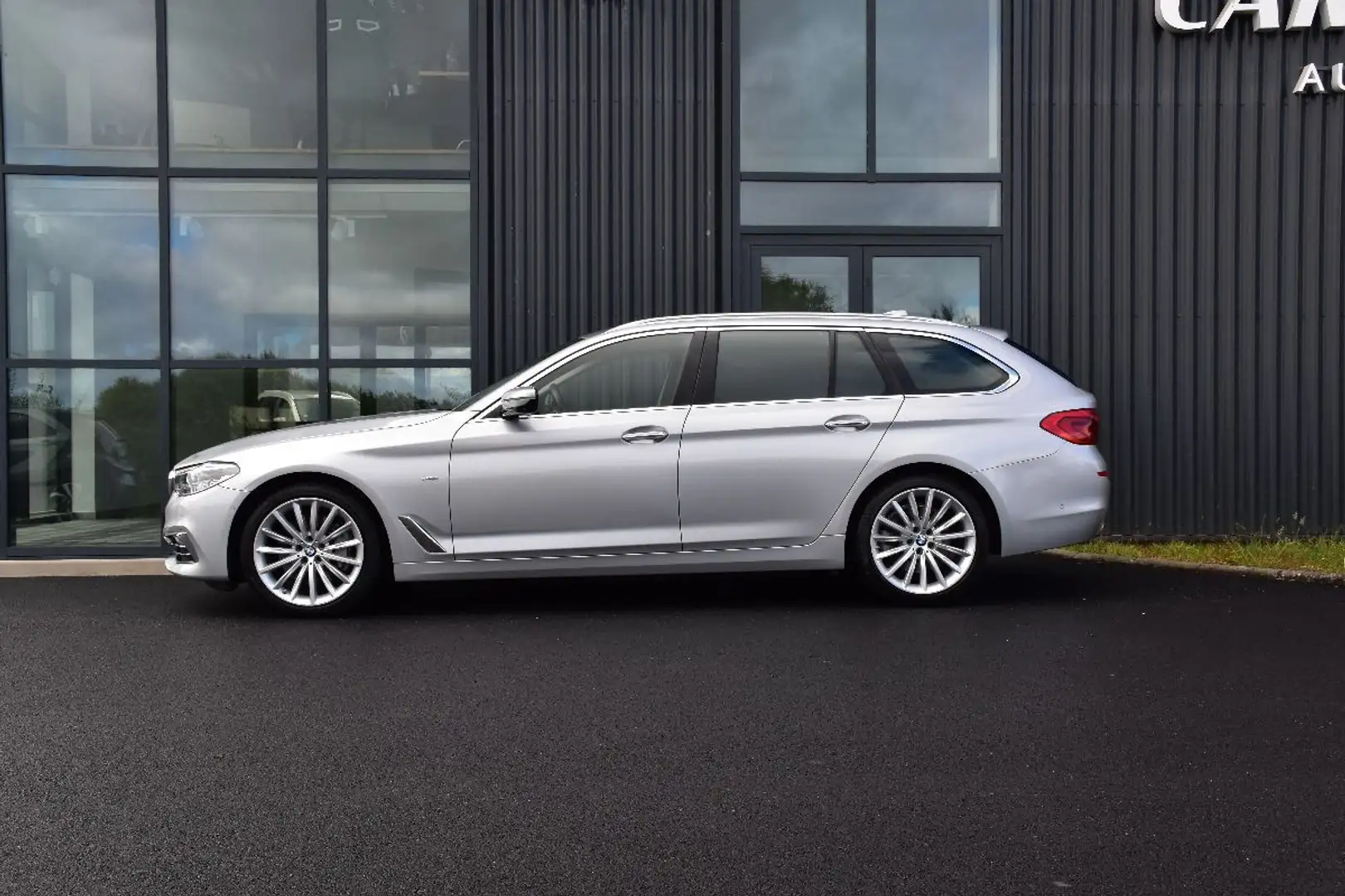 BMW 530 Touring (G31) 530I XDRIVE 252 LUXURY BVA8 Gris - 2