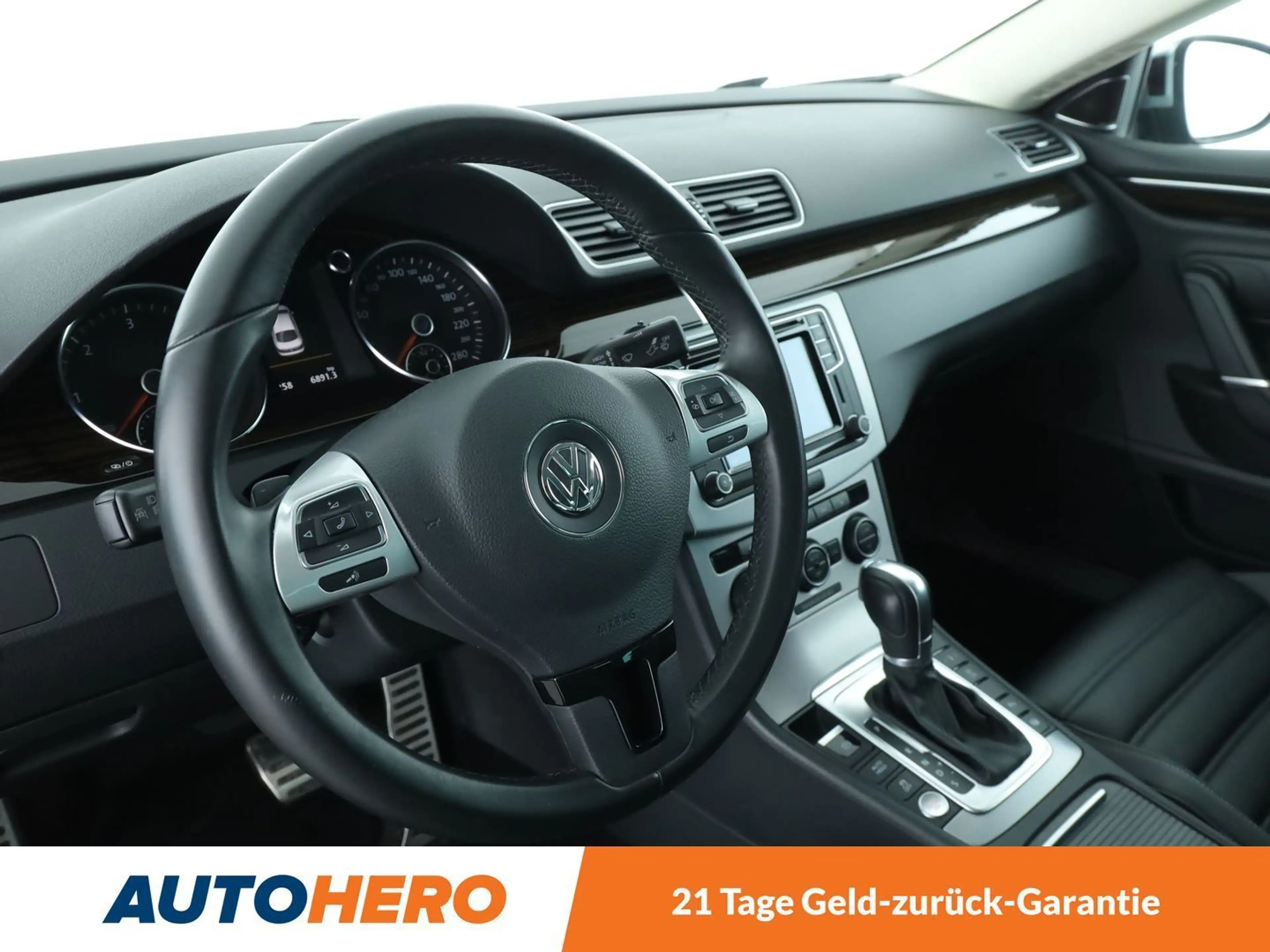 Volkswagen CC 2.0 TDI BlueMotion Tech Aut.*NAVI*ACC*CAM* — photo 11