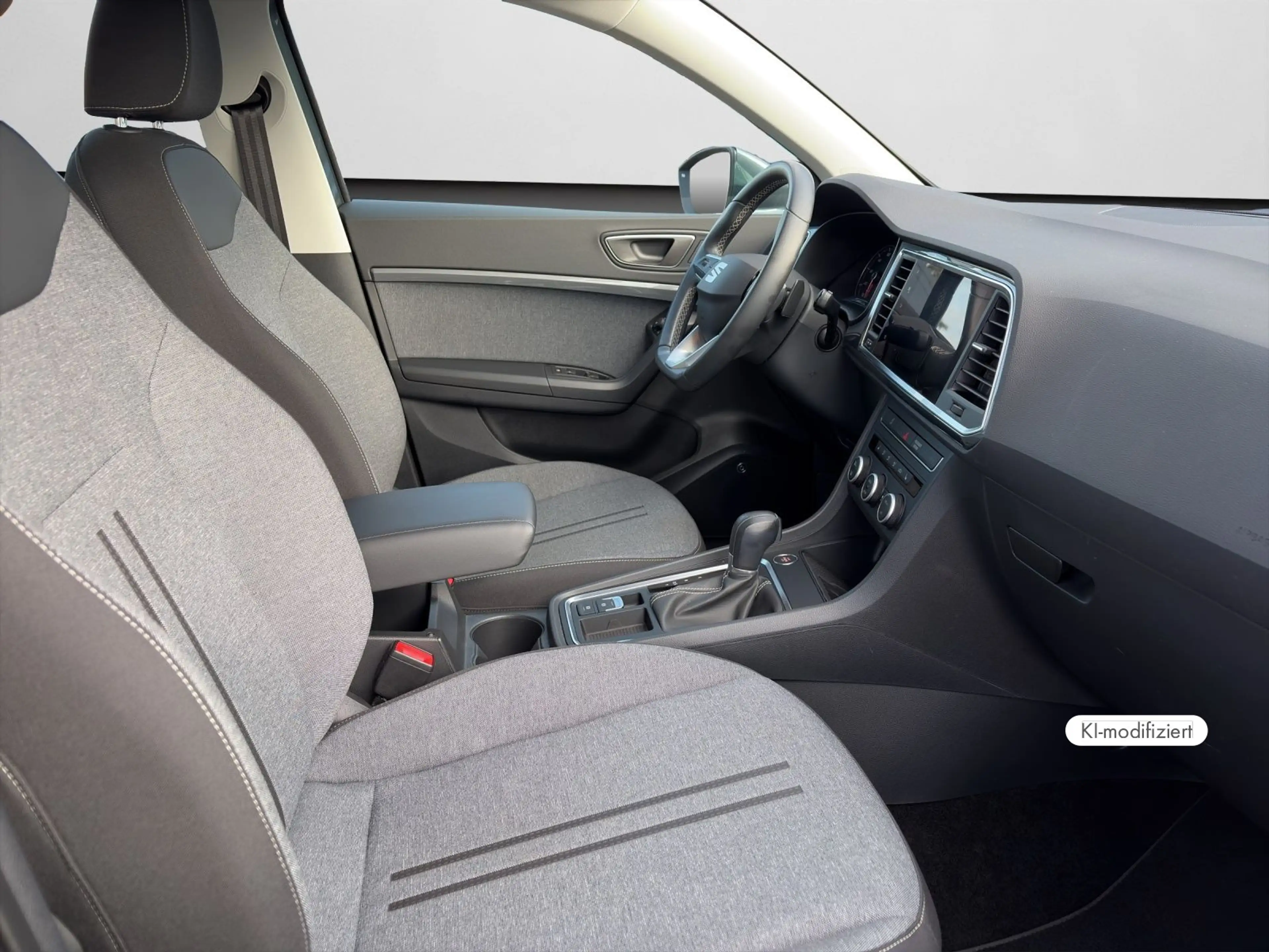 SEAT Ateca Style 1.5 TSI BEATS NAVI SHZ FULL LINK — photo 4