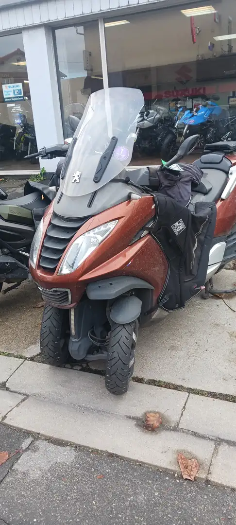 Peugeot Metropolis - 2