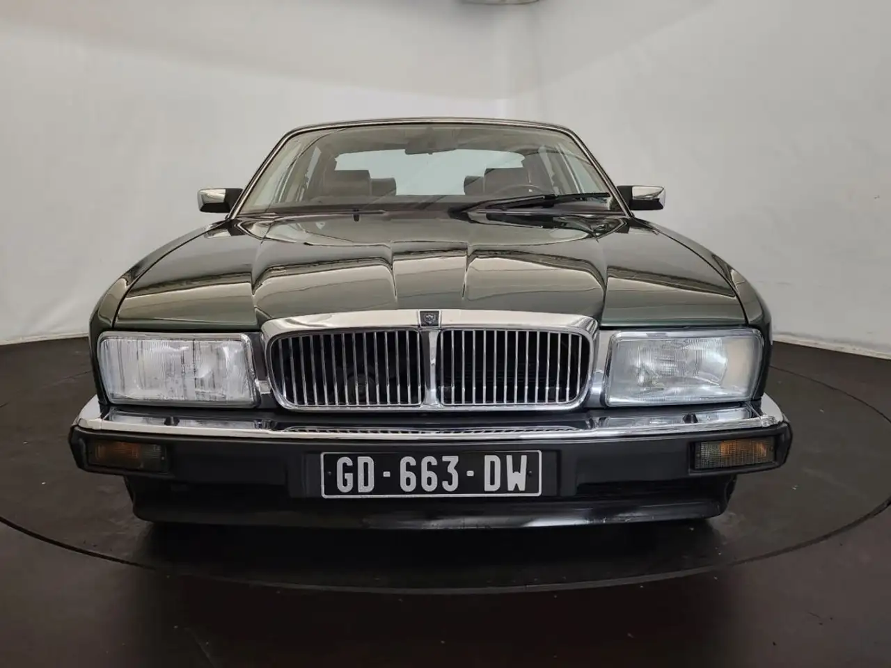 Jaguar XJ40, foto 6