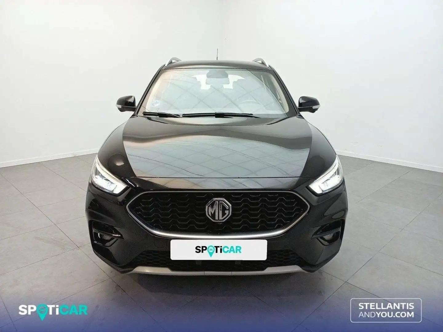 MG ZS 1.5 Luxury Gris - 2