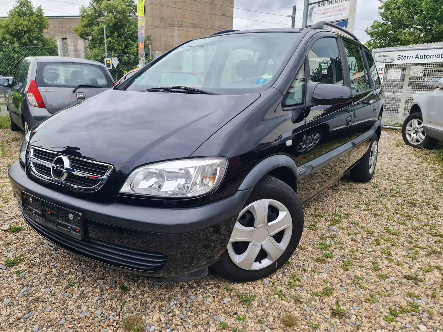 Opel Zafira 1.6 CNG Njoy 7 Sitze Navi Klima Schwarz - 2