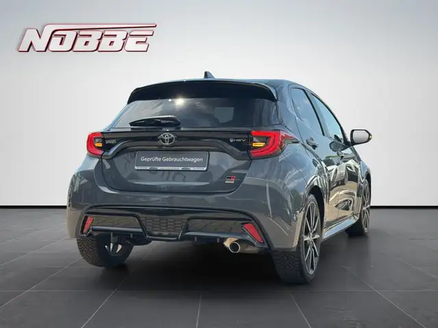 Toyota Yaris view 5