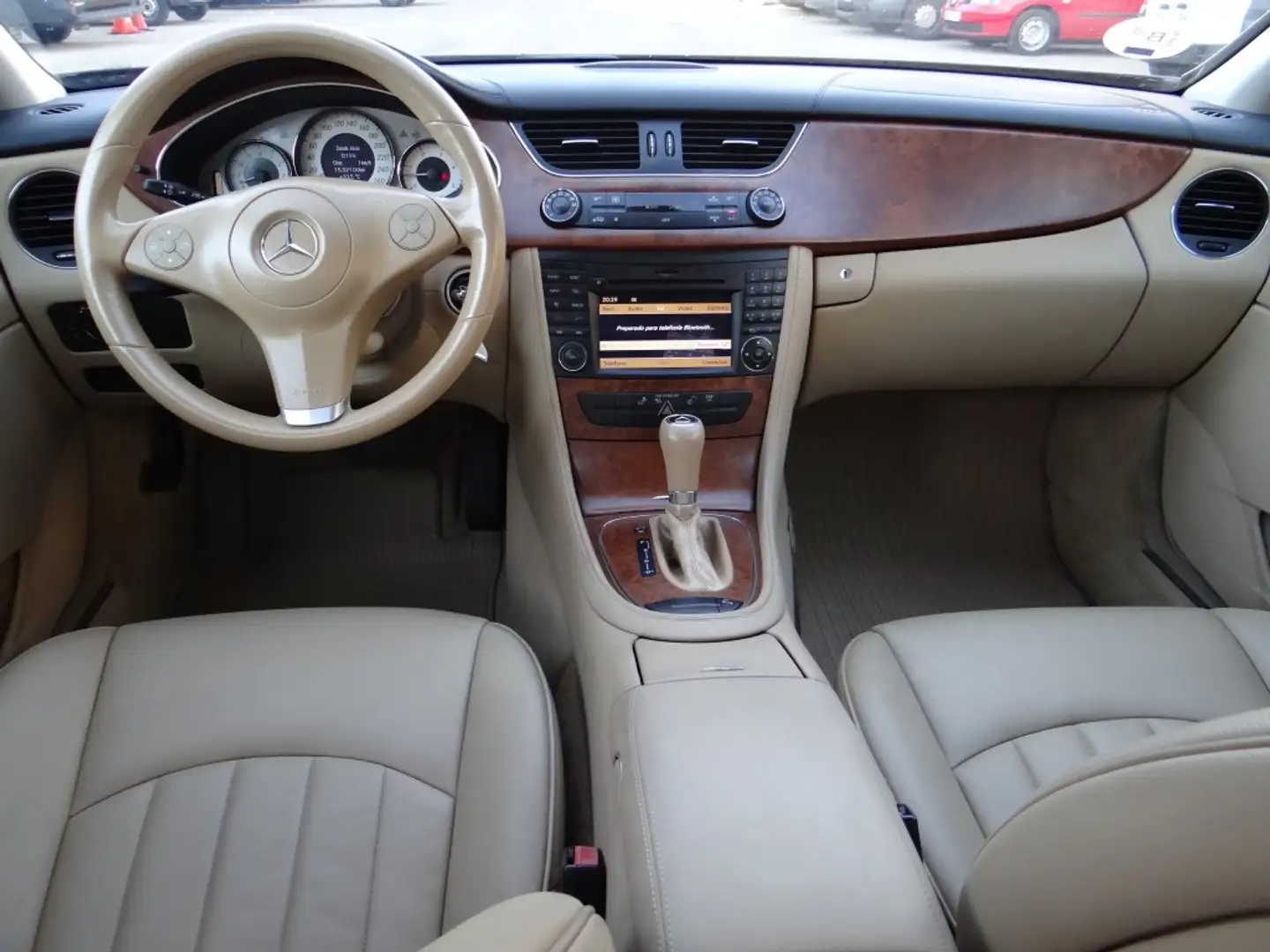 Mercedes-Benz CLS 320 320CDI Aut. Burdeos - 2