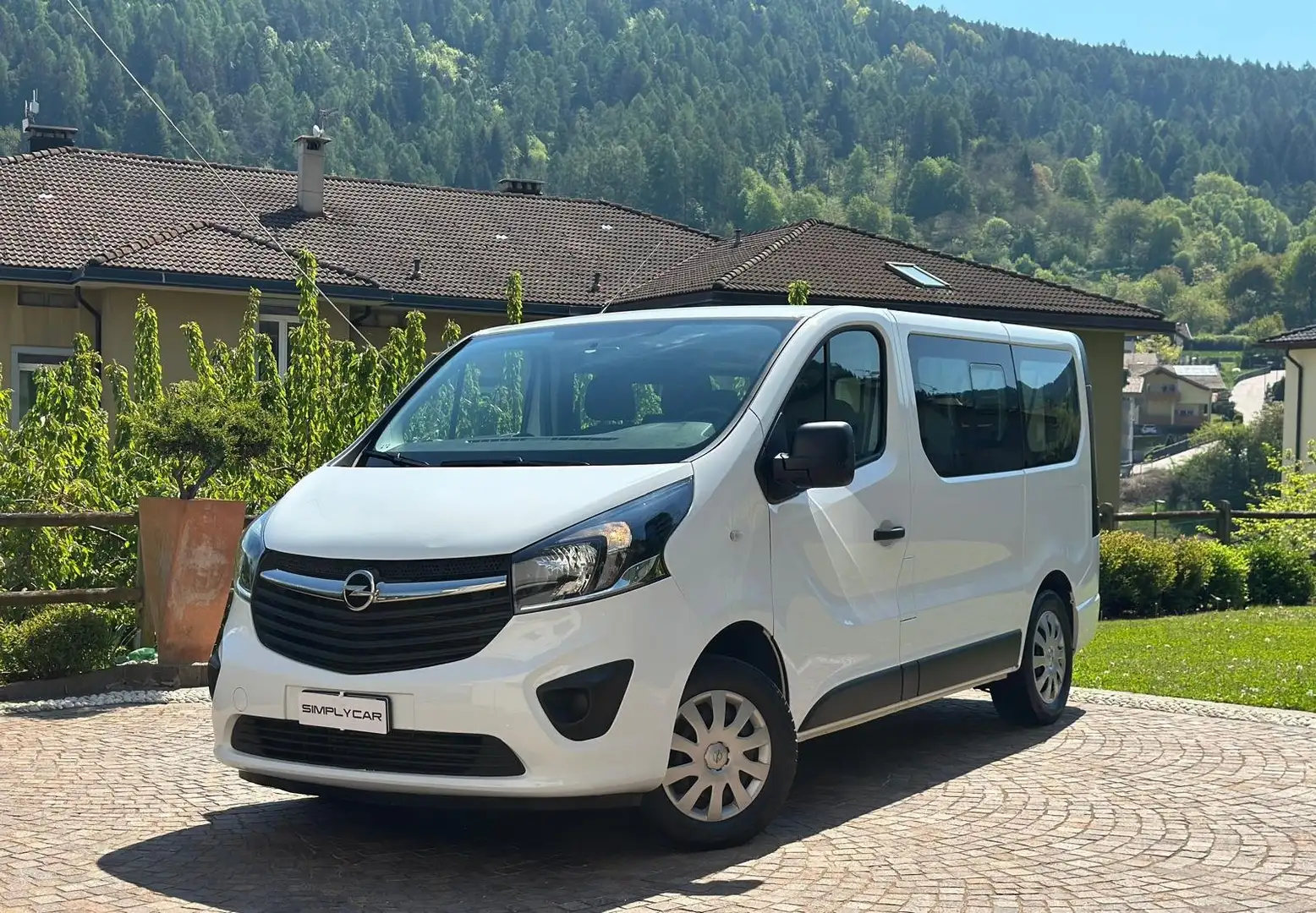 Opel Vivaro 1.6 BiTURBO DIESEL 145CV EURO6 +IVA22% 62.000KM Bianco - 1