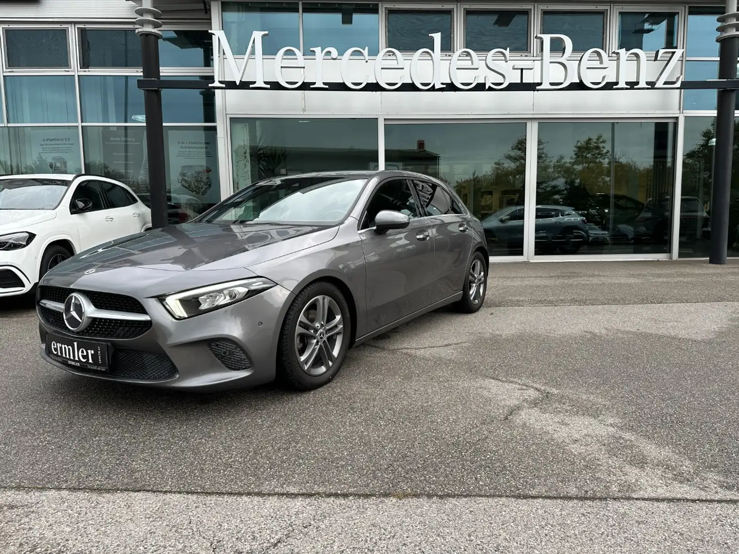 Mercedes-Benz A 160 Kompaktlimousine Style Sitzheizung LED Gris - 2