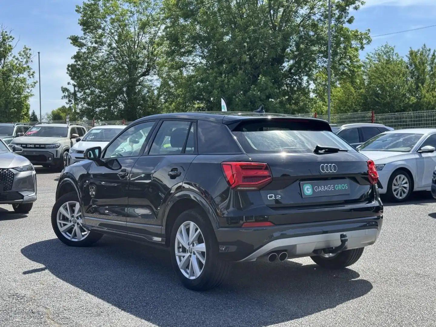 Audi Q2 35 TDI 150 S tronic 7 Design Noir - 2