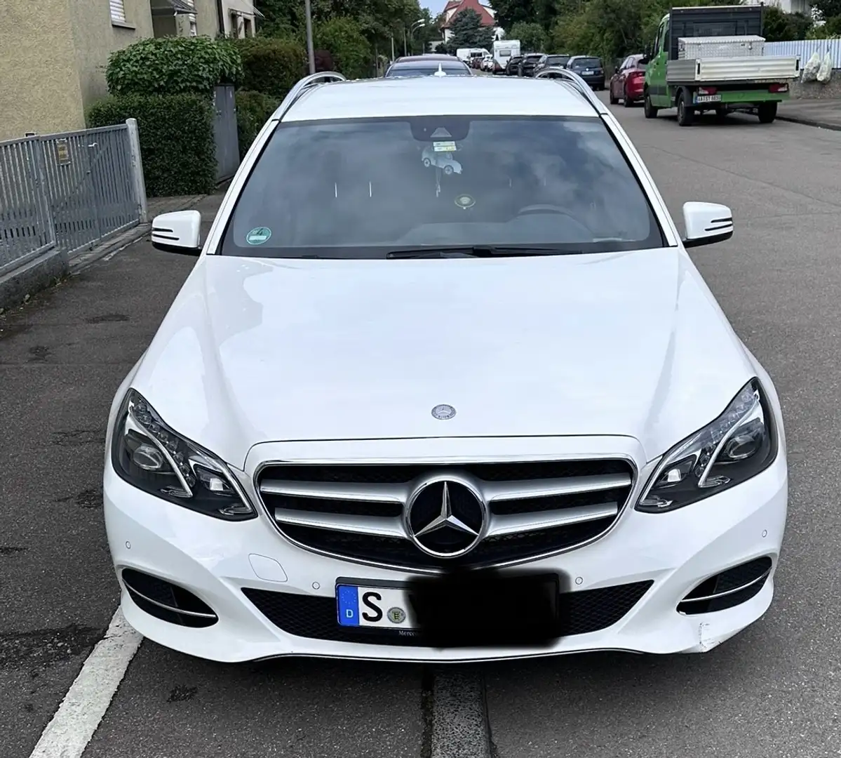 Mercedes-Benz E 220 E 220 BlueTec (212.201) Blanc - 1