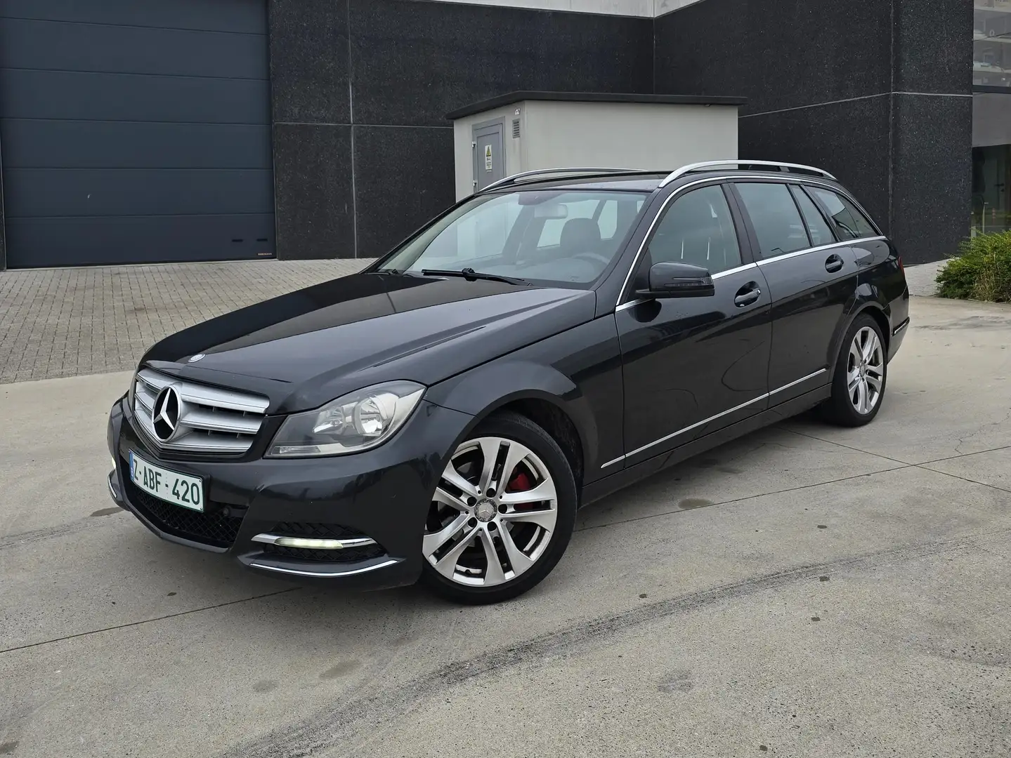 Mercedes-Benz C 180 C 180 T CDI DPF (BlueEFFICIENCY) Avantgarde Gris - 1