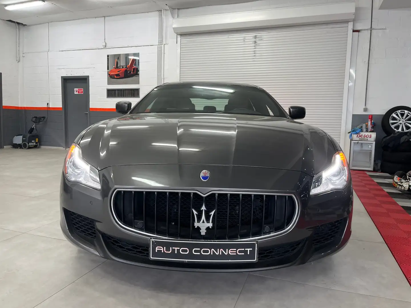 Maserati Quattroporte *CARNET*QUATTROPRTES*CUIR*NAVI*CAMERA*LED*FULL* Серый - 2