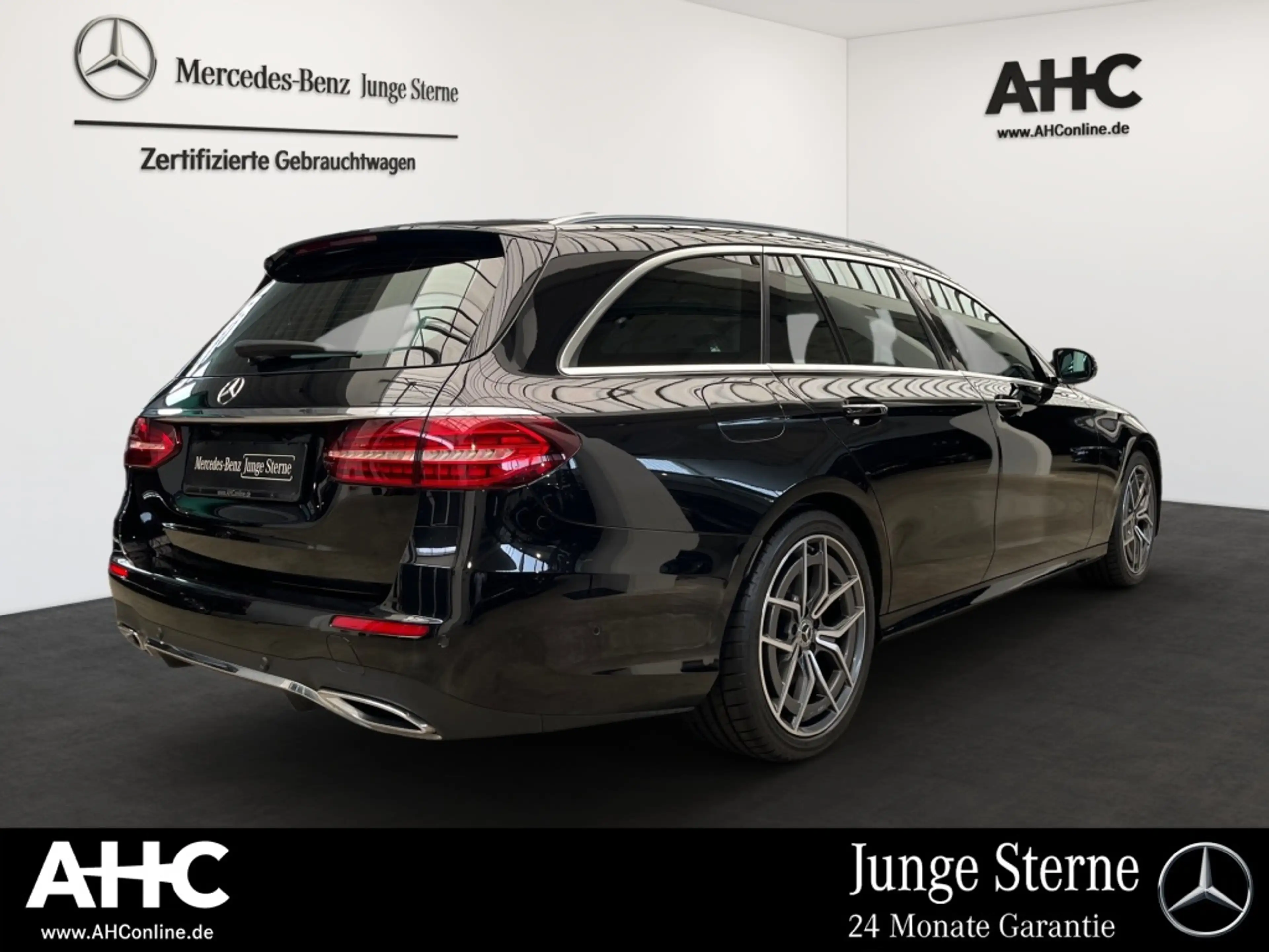 Mercedes-Benz E 400 dT 4M AMG AHK Totwi. LED SHZ Sport Ambie. — photo 3