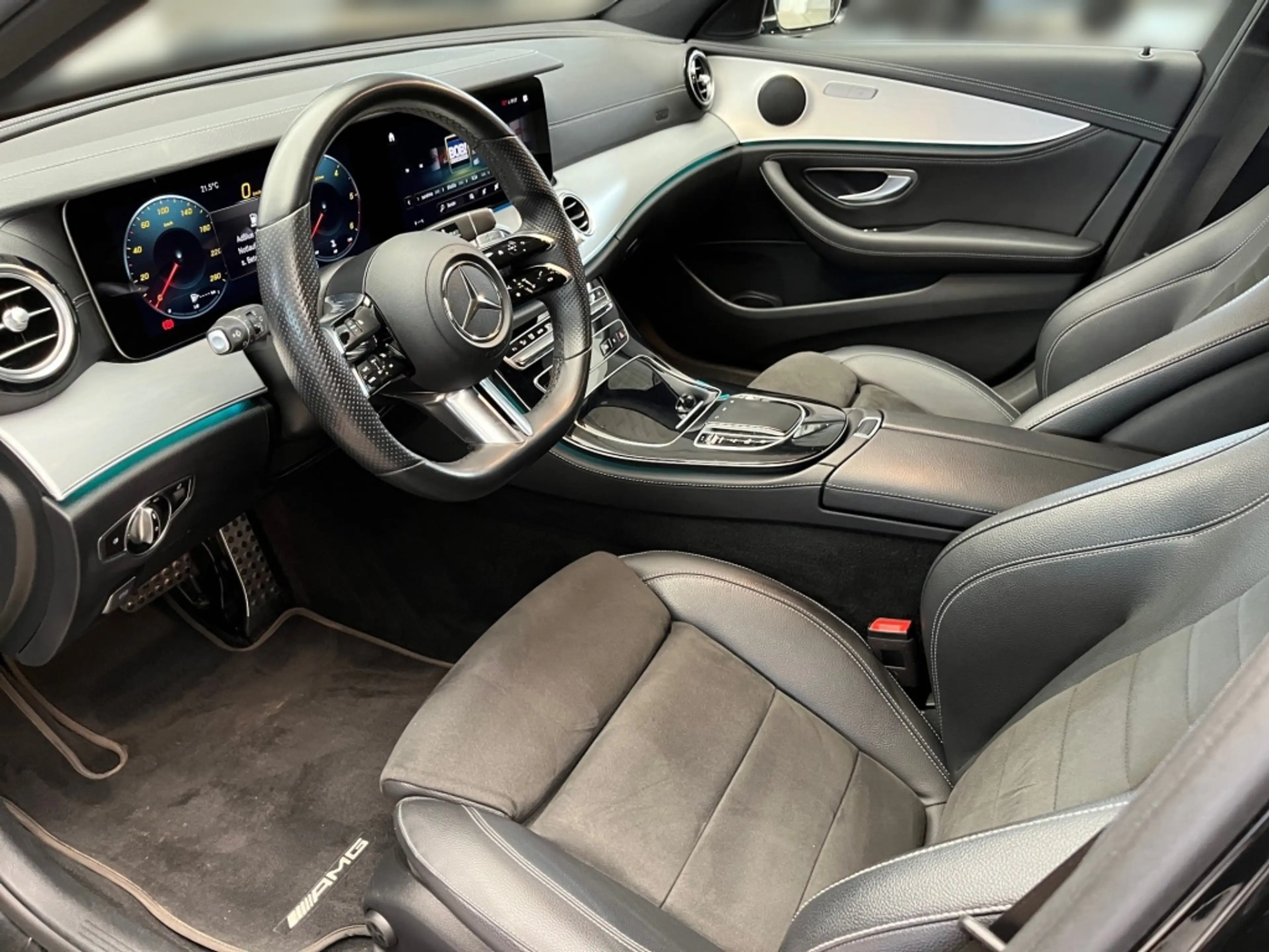 Mercedes-Benz E 400 dT 4M AMG AHK Totwi. LED SHZ Sport Ambie. — photo 7