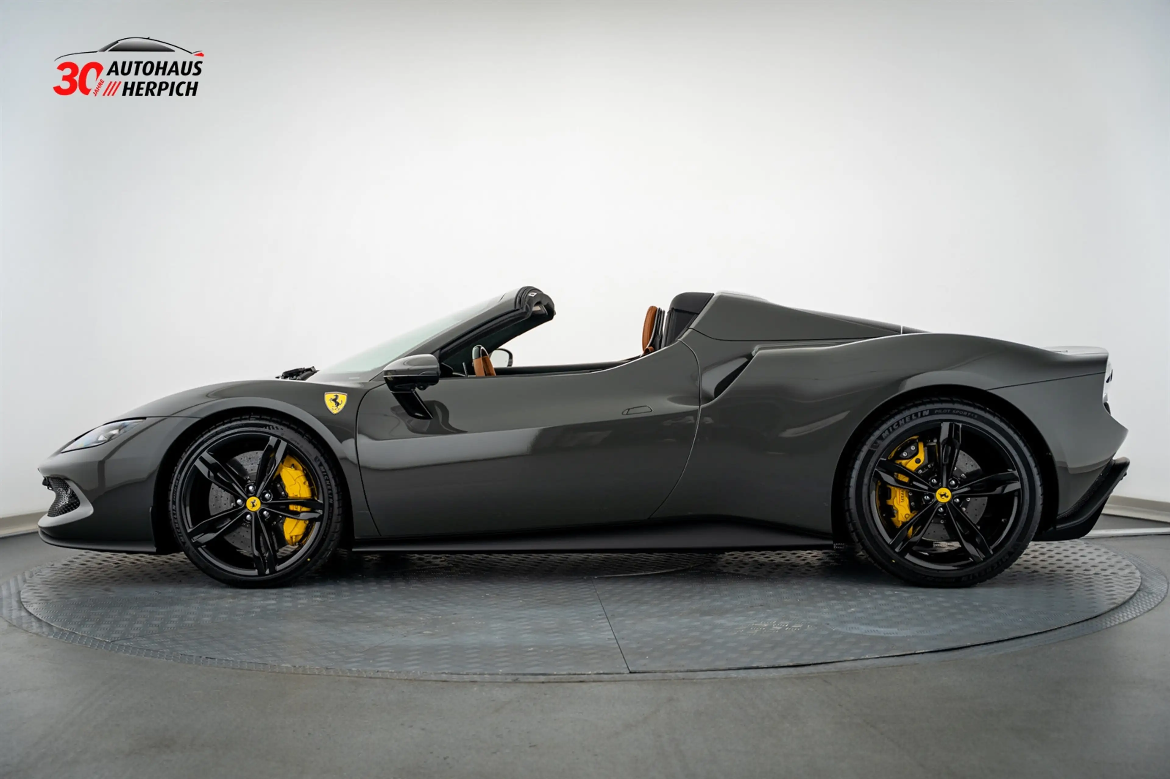 Ferrari 296 SCURO LIFT JBL ACC DAYTONA-RACING-SEATS — photo 2