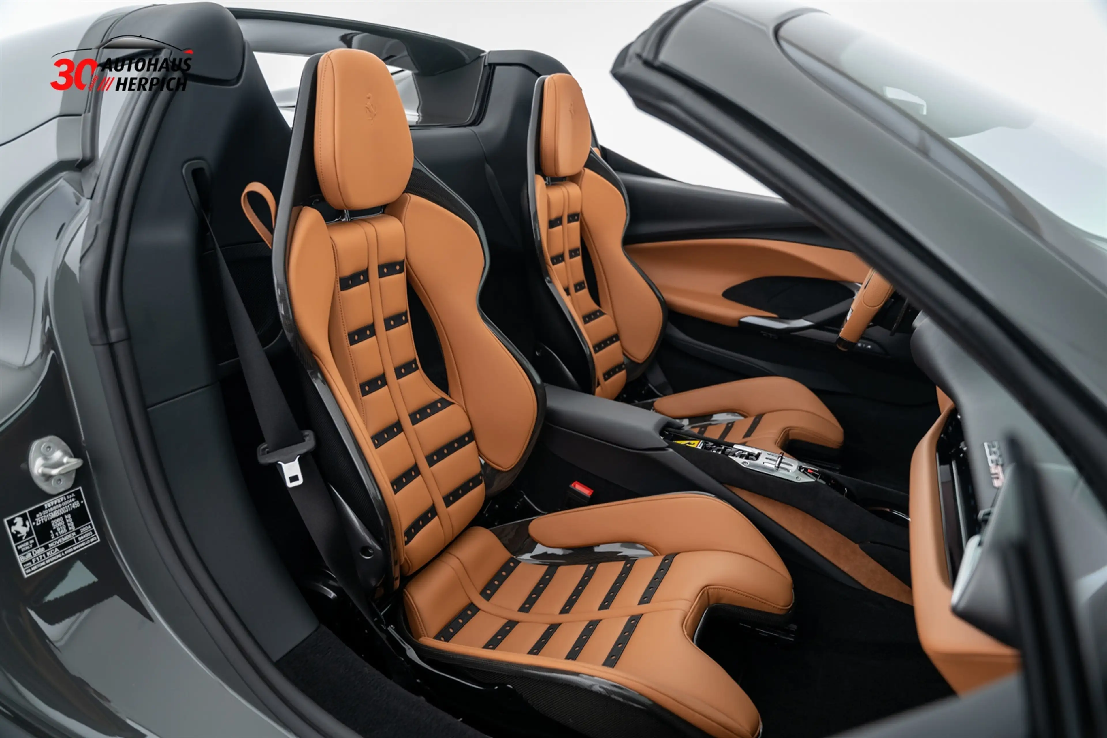 Ferrari 296 SCURO LIFT JBL ACC DAYTONA-RACING-SEATS — photo 15