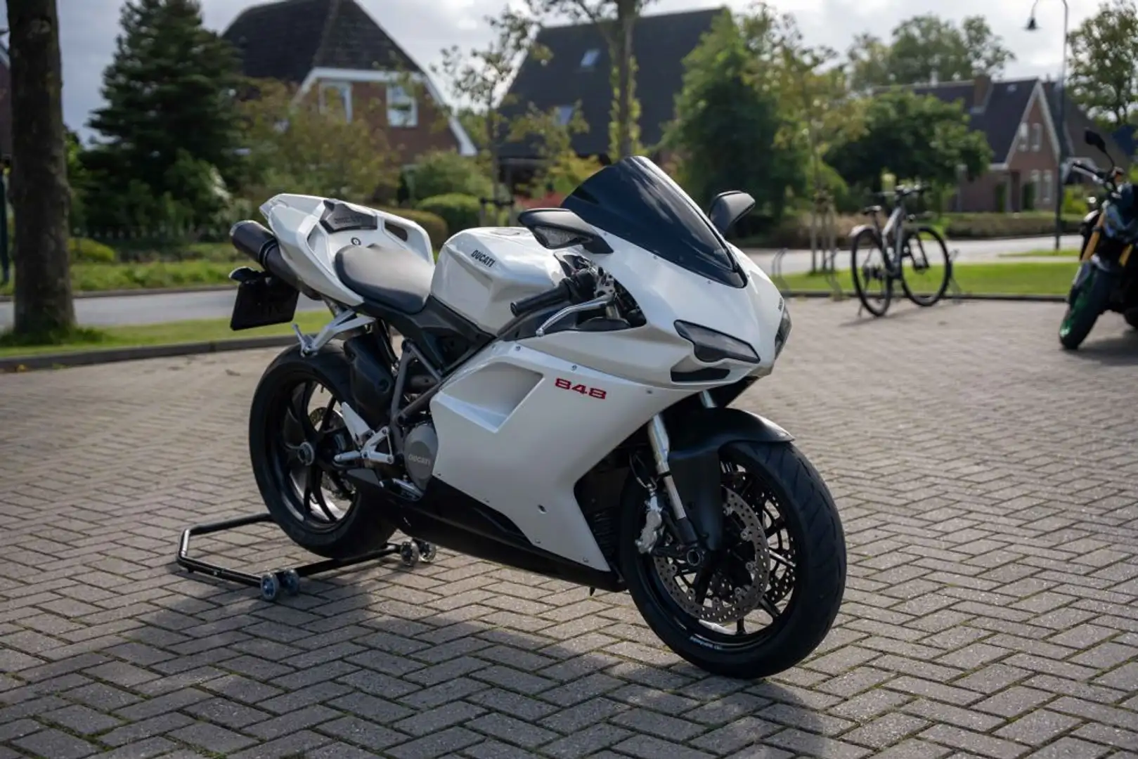 Ducati 848 - 2
