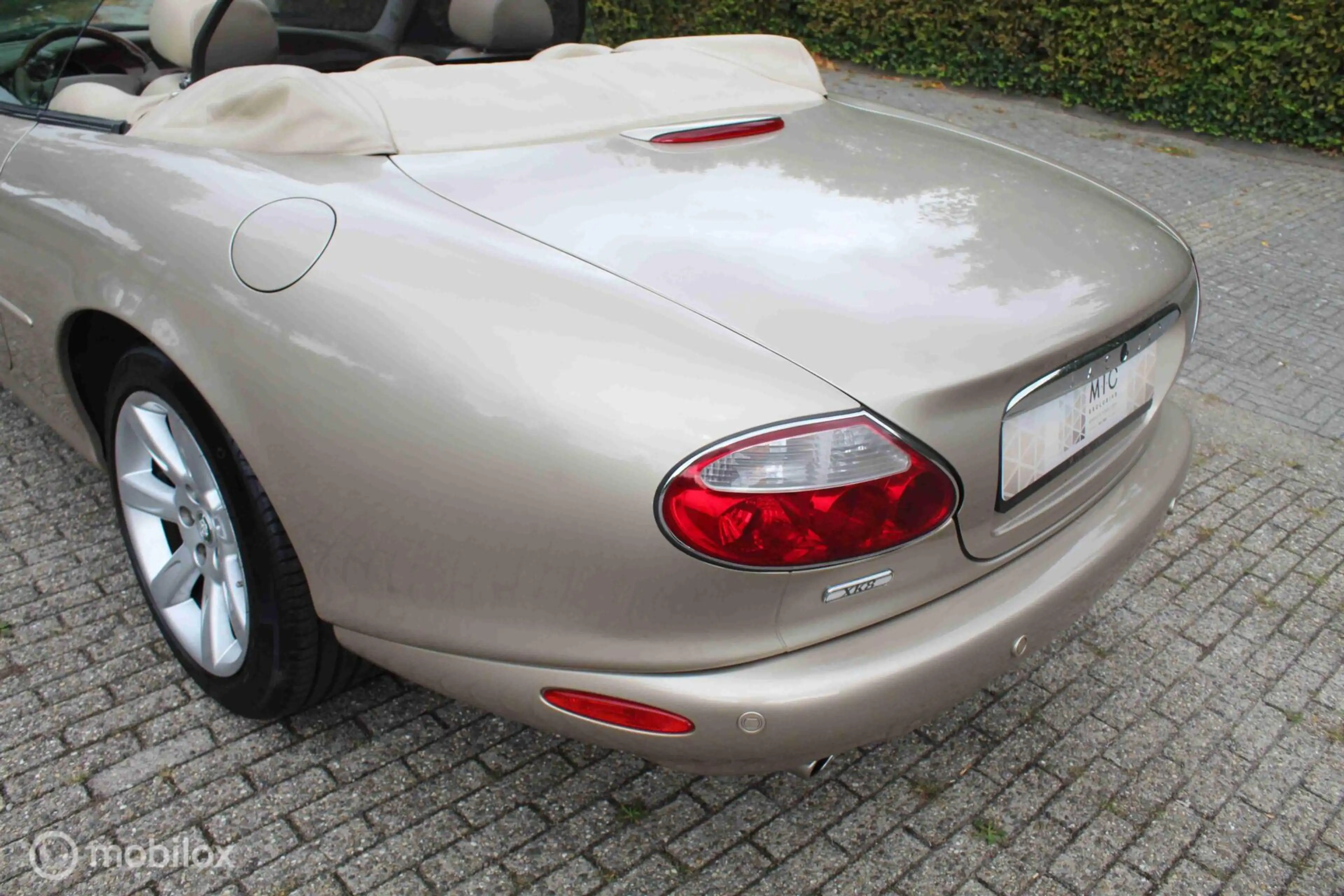 Jaguar XK8 4.2 V8 Convertible | Topstaat! | Zeldzaam fraai. — photo 35