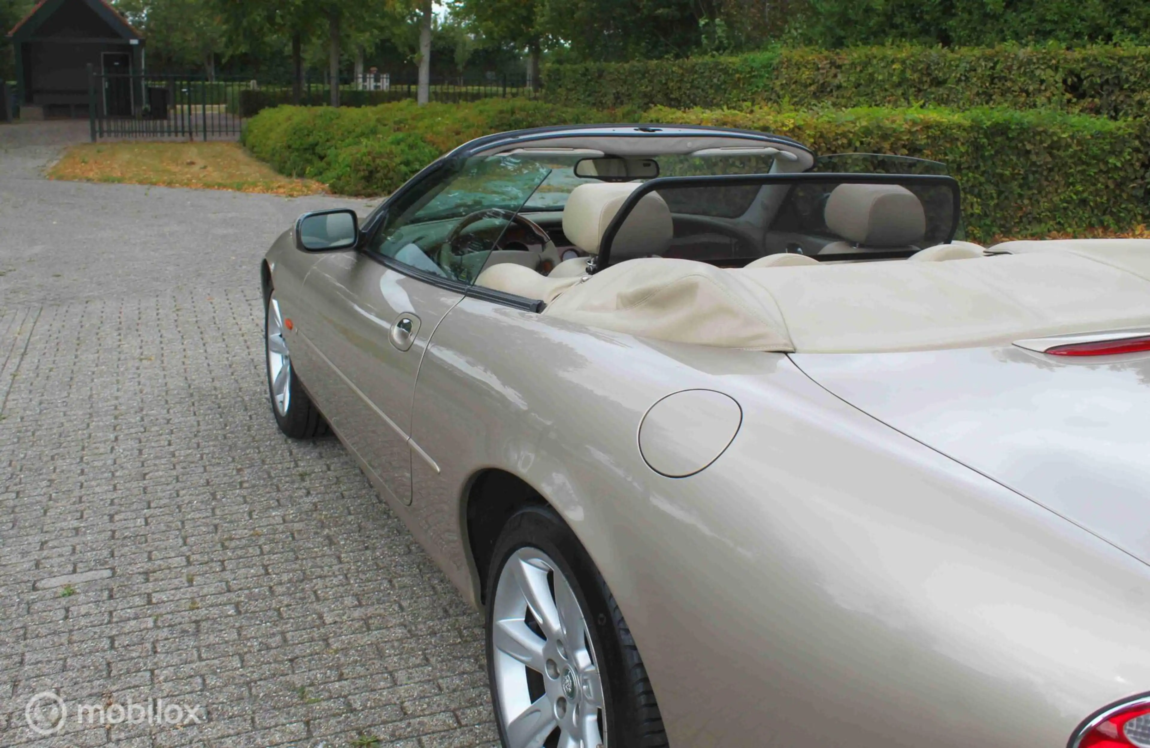 Jaguar XK8 4.2 V8 Convertible | Topstaat! | Zeldzaam fraai. — photo 36