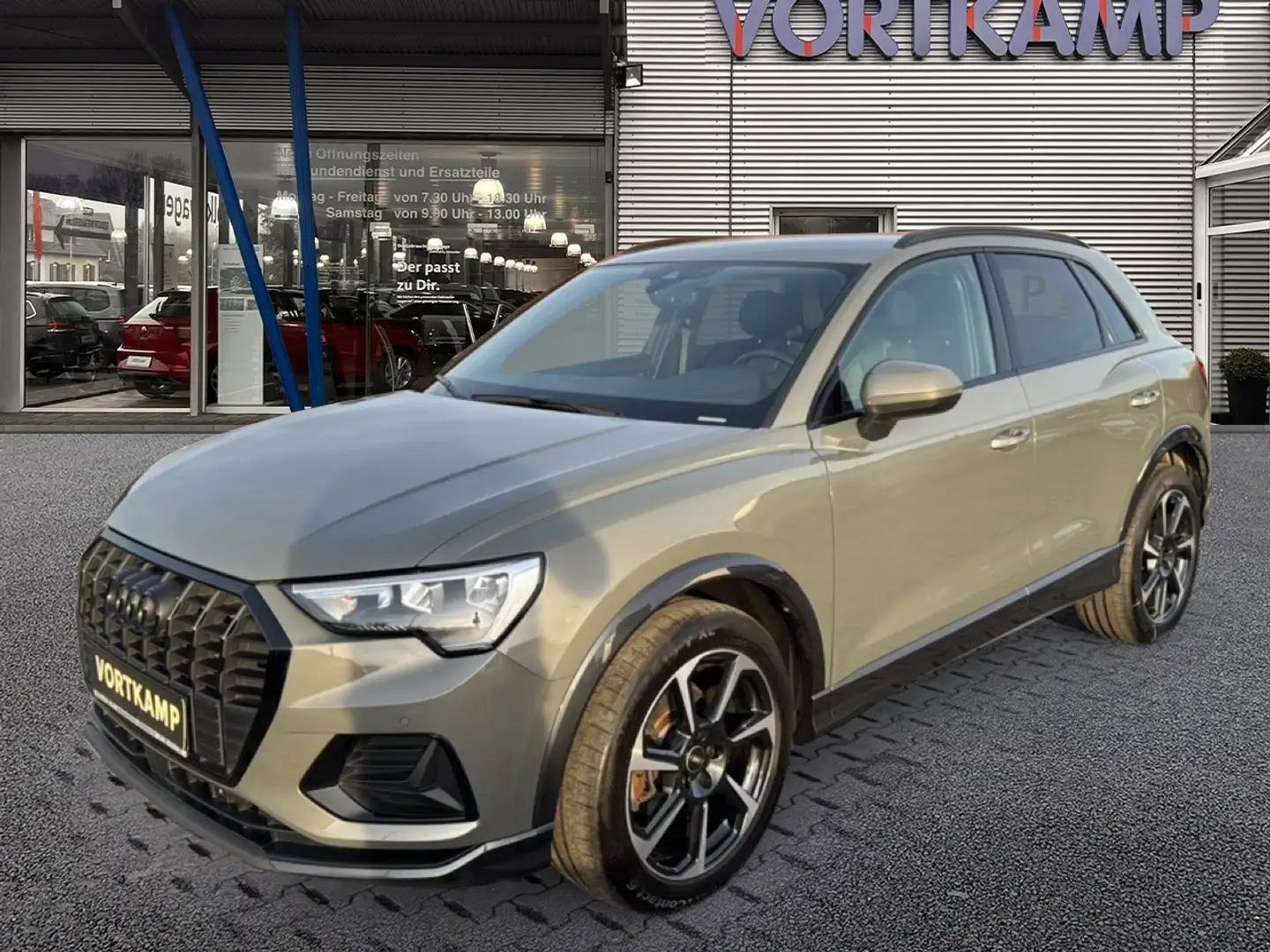 Audi Q3 35 TDI advanced AHK/S Line Interieur Grau - 2
