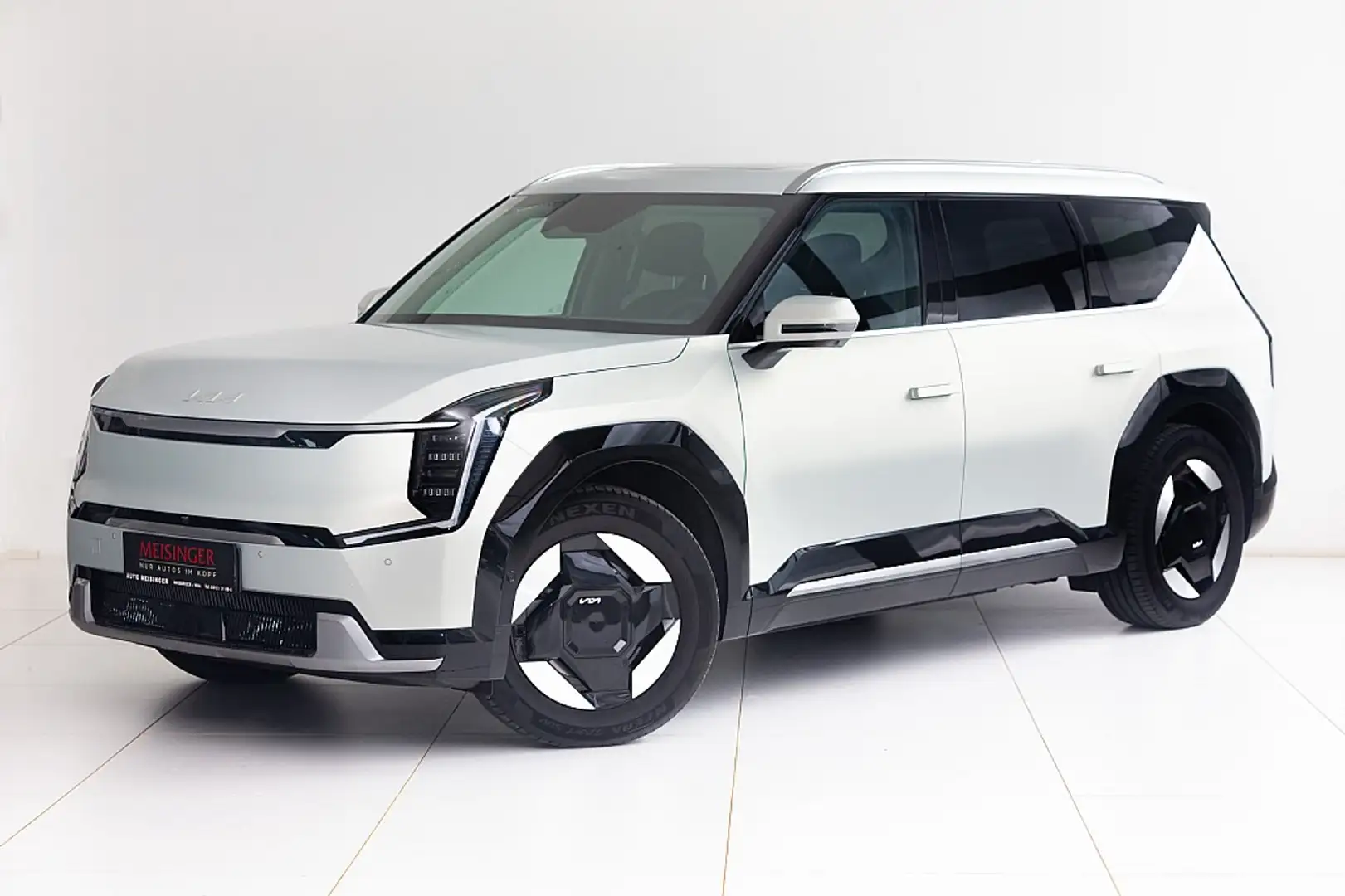 Kia EV9 AWD 99.8kWh Earth Aut. Silber - 1