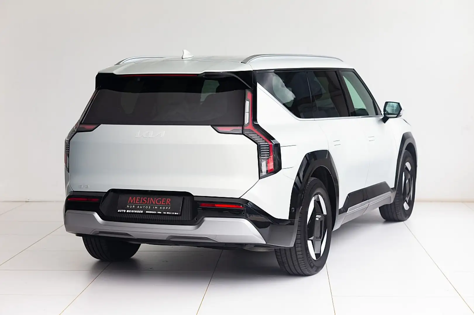 Kia EV9 AWD 99.8kWh Earth Aut. Silber - 2