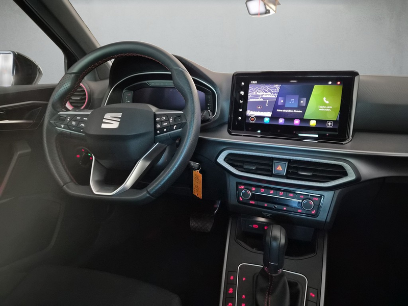 SEAT Arona 1.5 TSI DSG FR *Navi*LED*Kamera* — photo 7