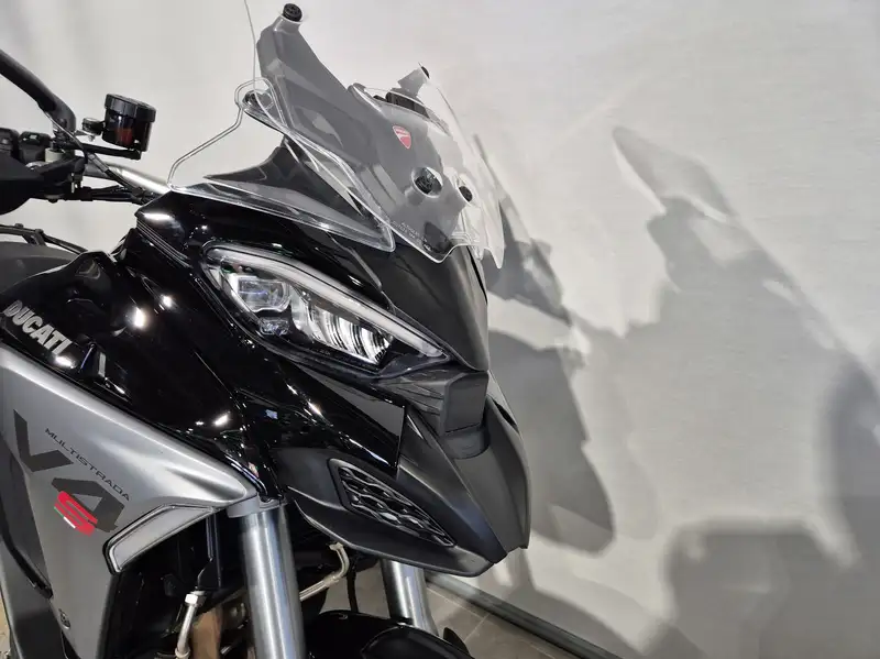Ducati Multistrada V4 S - foto 2