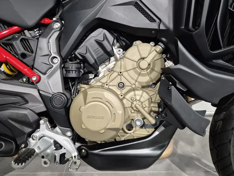 Ducati Multistrada V4 S - foto 4