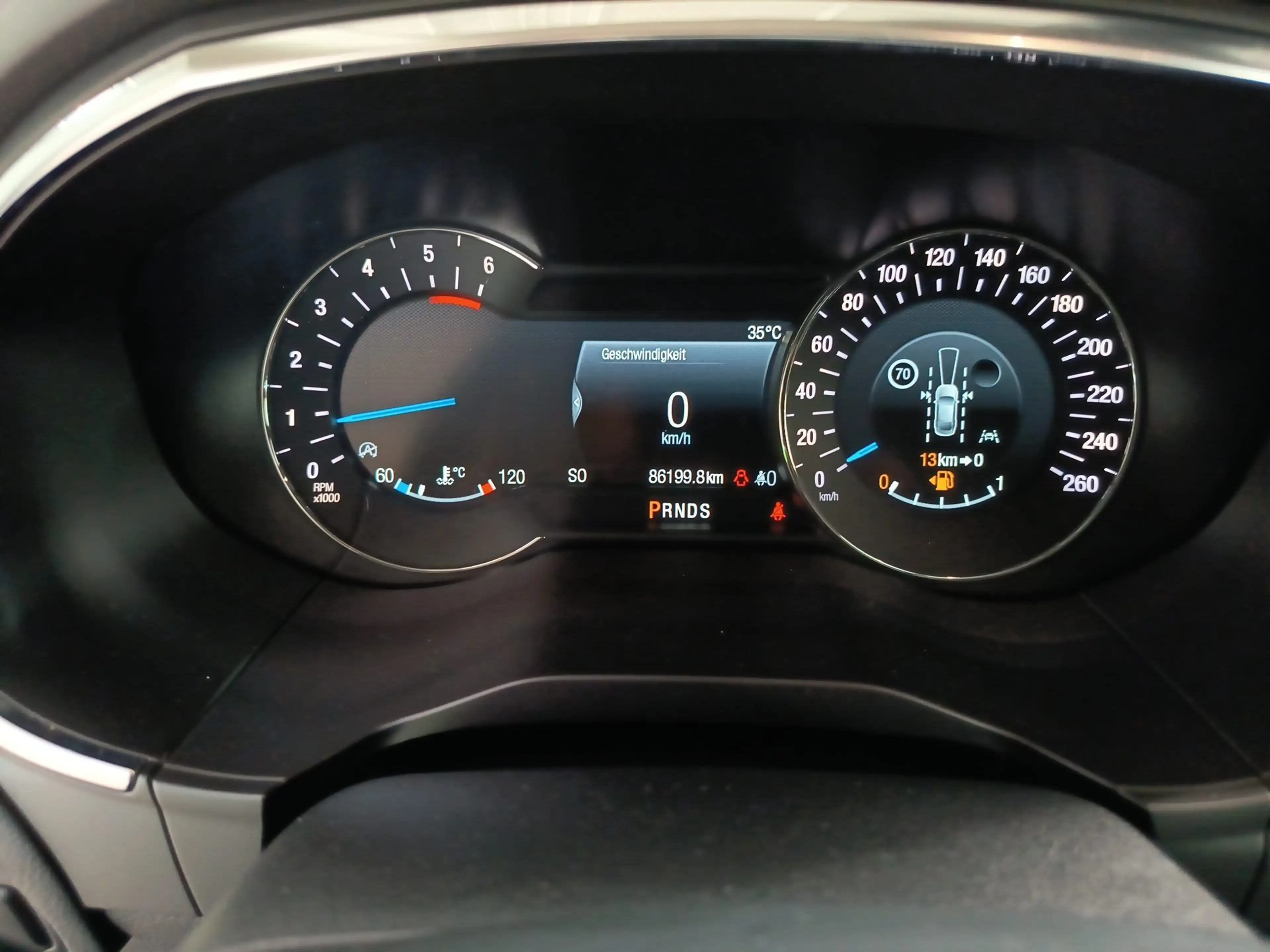 Ford Galaxy Titanium — photo 13