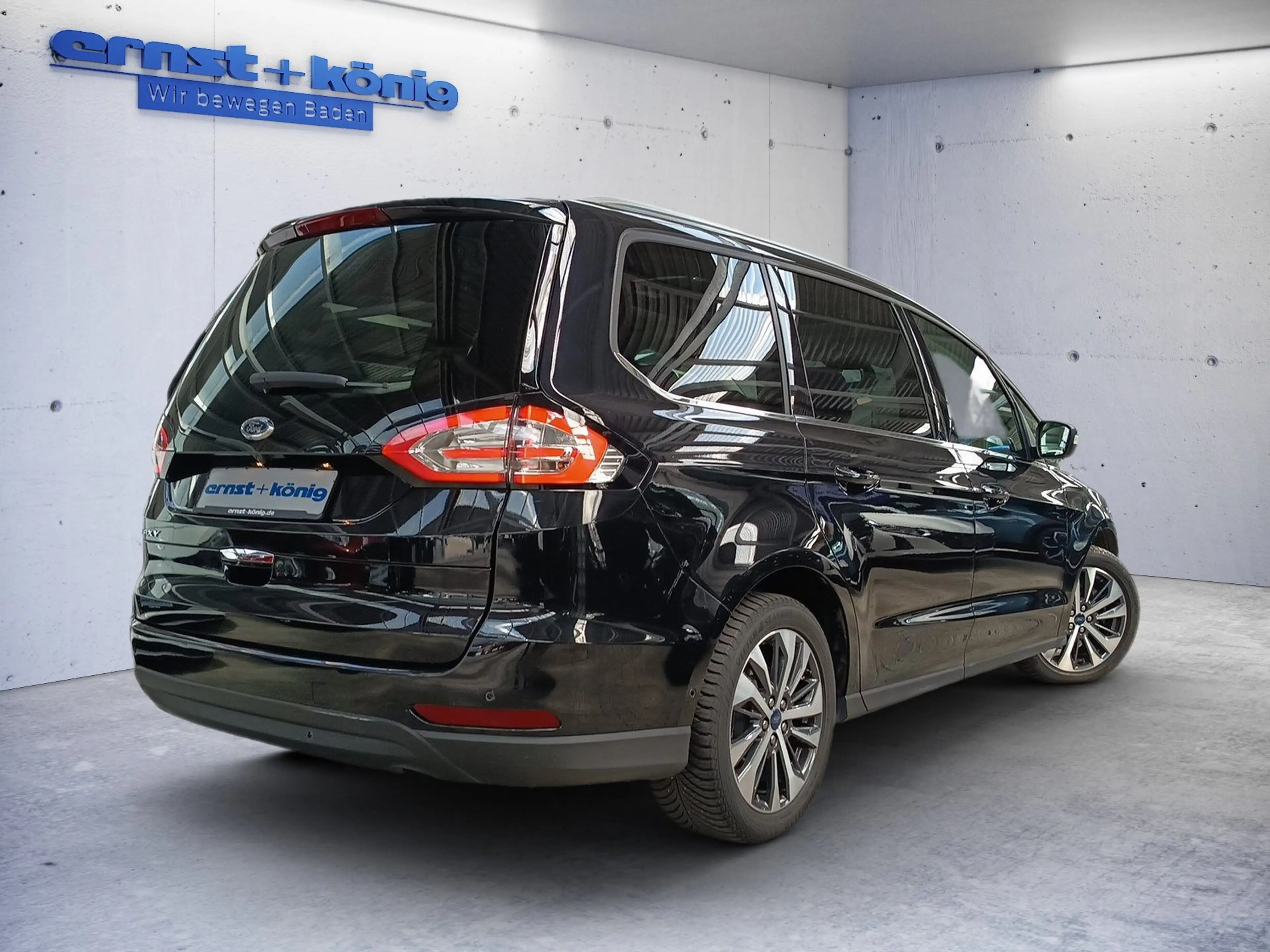 Ford Galaxy Titanium — photo 4