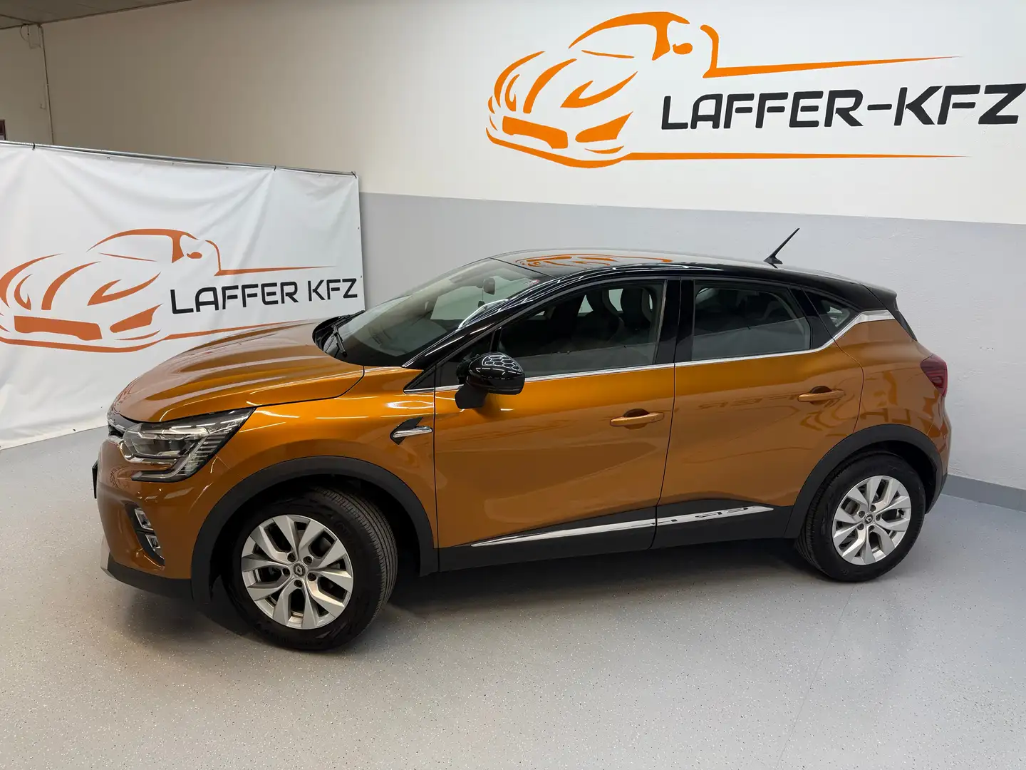 Renault Captur Intens TCe 100 KLIMAAUTO SITZHZG TEMP Orange - 2
