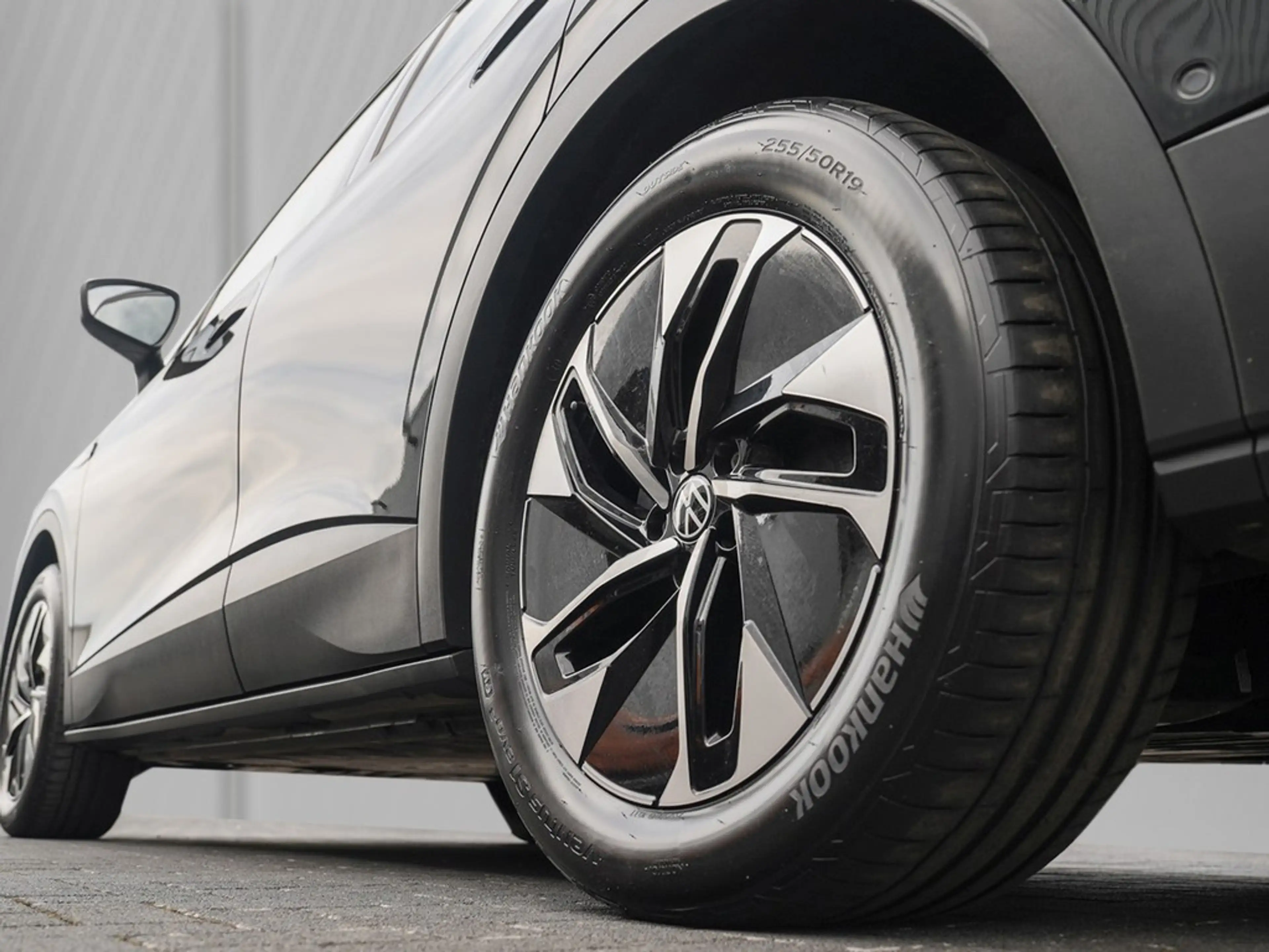 Volkswagen ID.4 Pro 195kW 4Motion AHK/Pano/RFK — photo 6