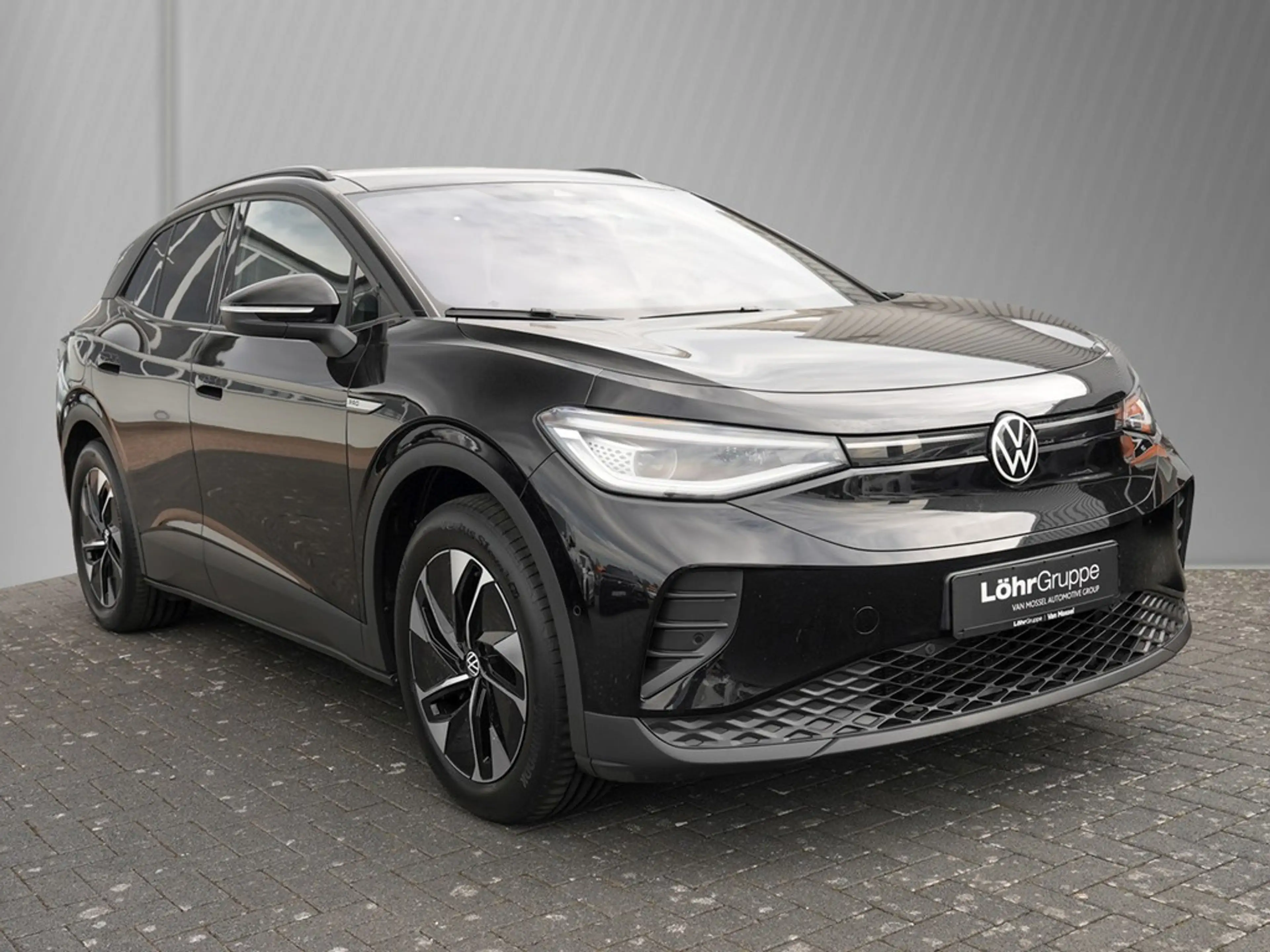Volkswagen ID.4 Pro 195kW 4Motion AHK/Pano/RFK — photo 4