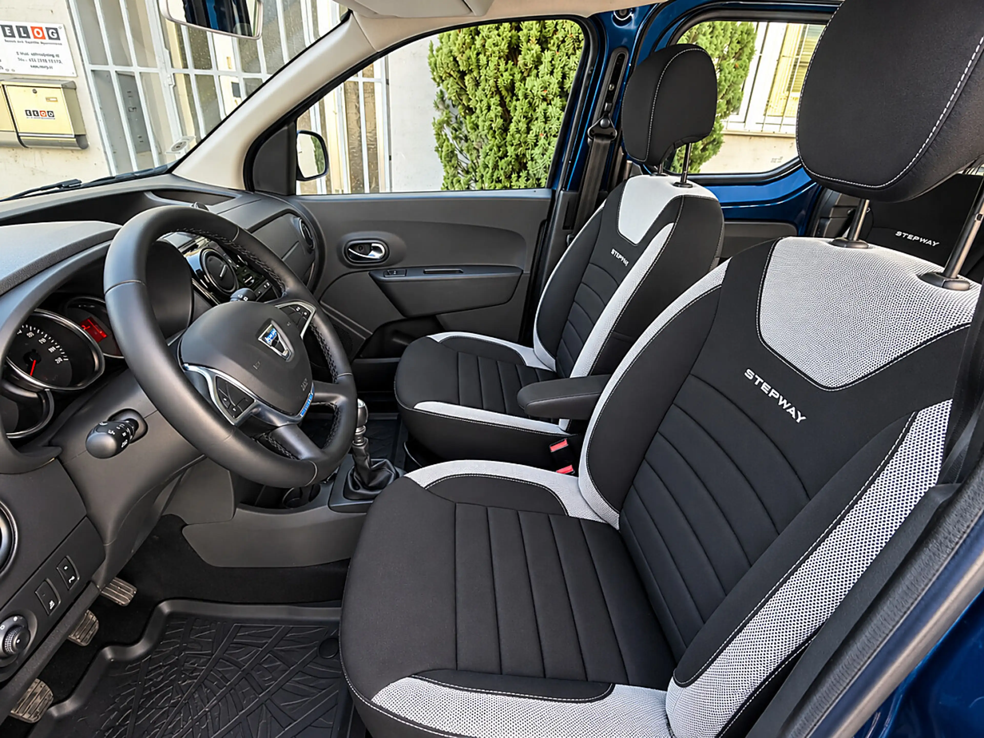 Dacia Dokker 1.3 TCe 130 Stepway S&S 130 PS | Navi | Klima |... — photo 10