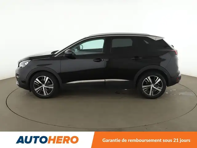 Peugeot 3008 view 3