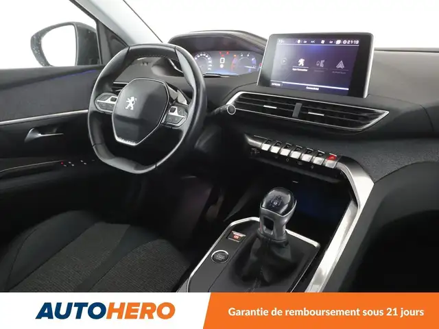 Peugeot 3008 view 13
