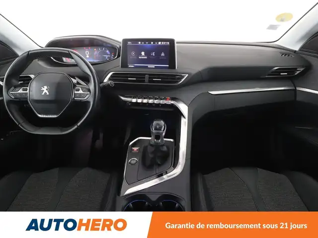 Peugeot 3008 view 12