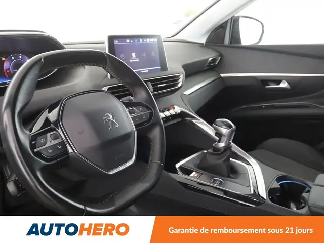 Peugeot 3008 view 11