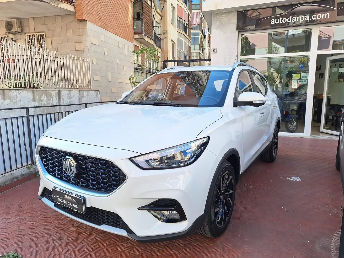 MG ZS ZS 2024 1.5 Classic Luxury Bianco - 1