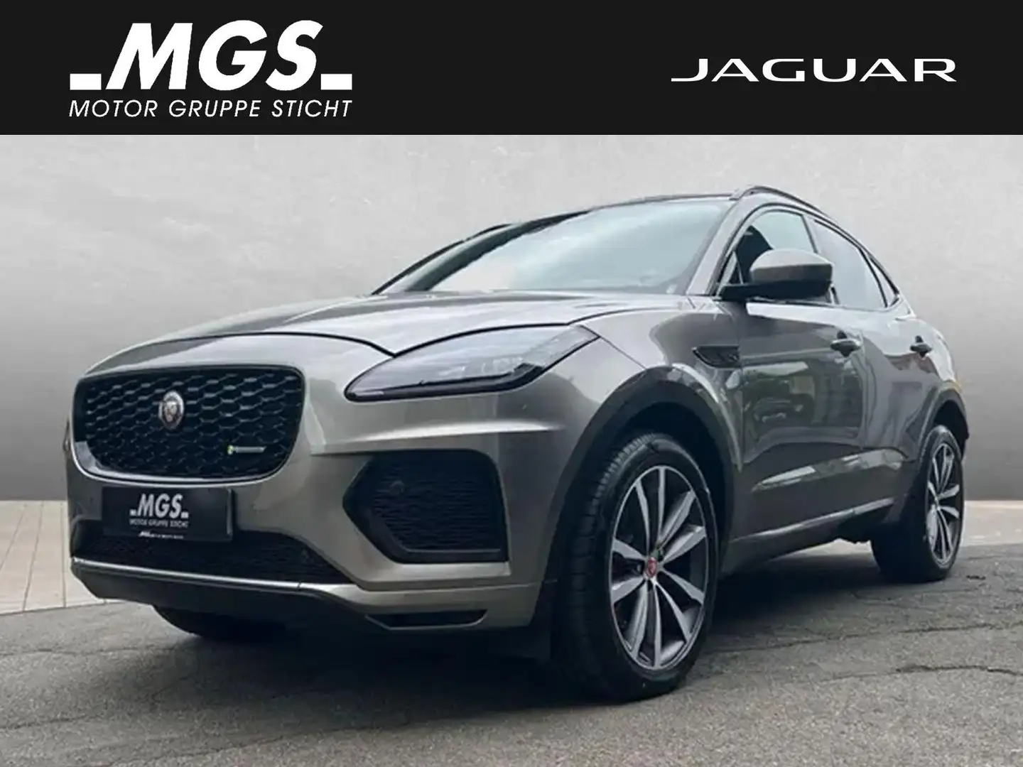 Jaguar E-Pace R-Dynamic SE AWD Plug-In Hybrid, Panorama Silver - 2